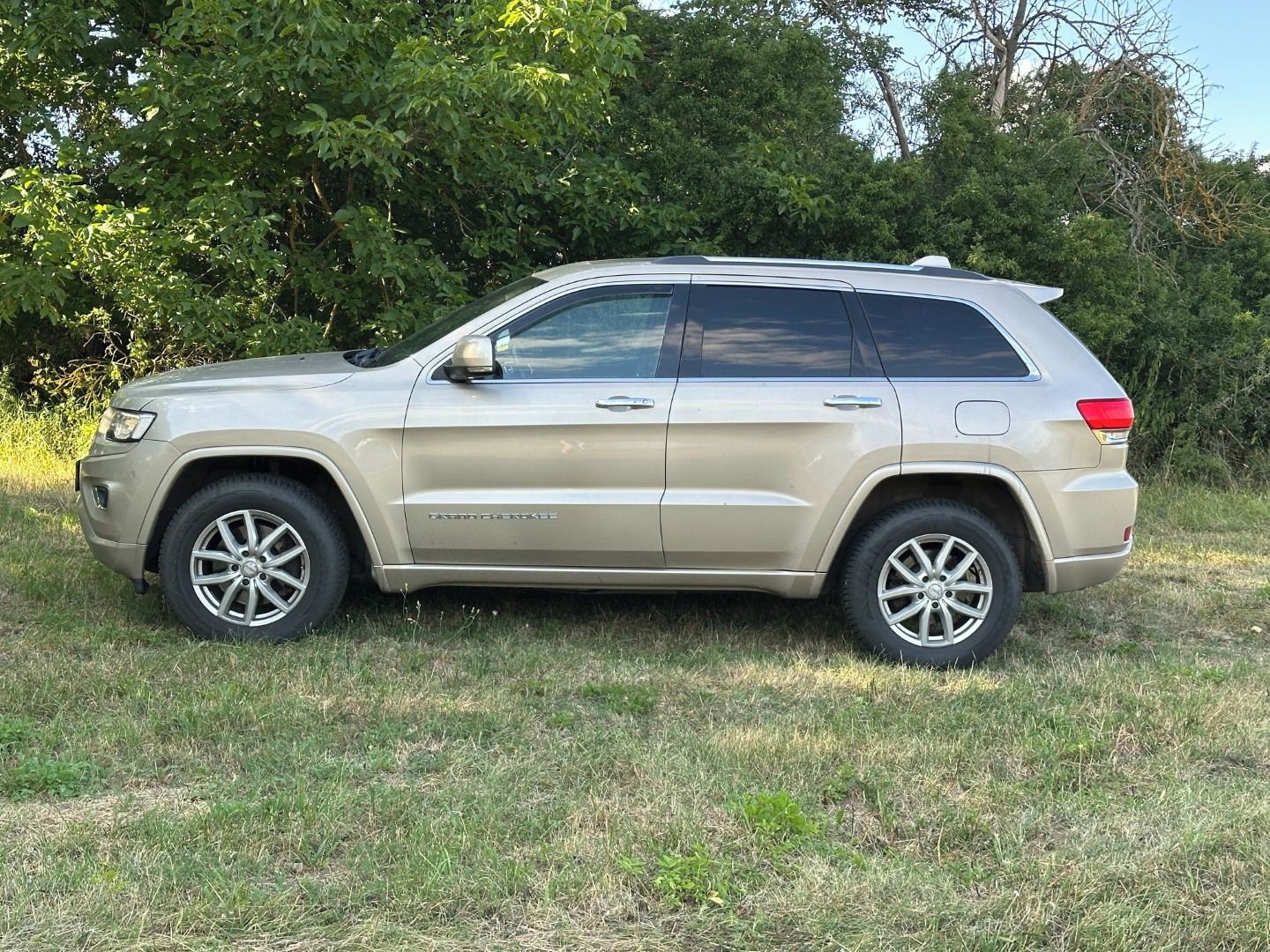 Jeep Grand Cherokee, OVERLAND 3.0 V6 původ ČR - fotka 2
