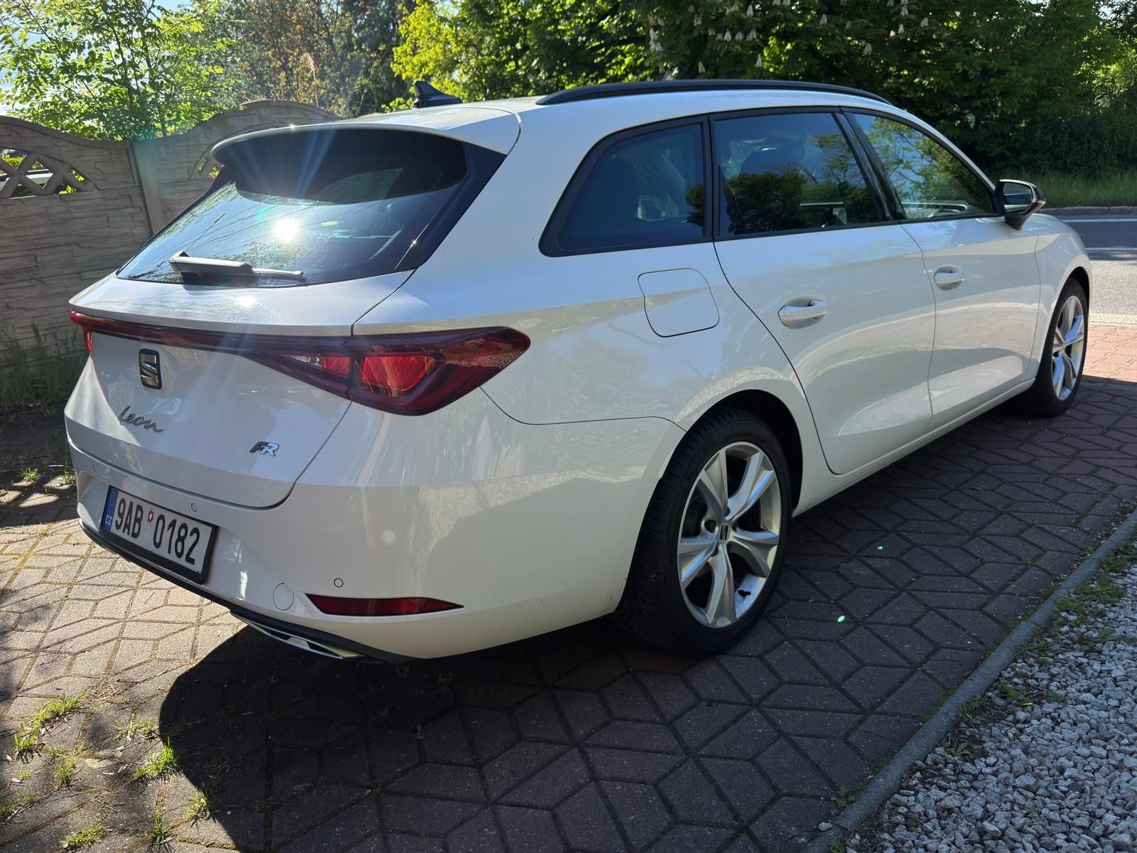 Seat Leon, 2.0TDi Fr DSG 150k 1.MAJIT. ČR - fotka 6