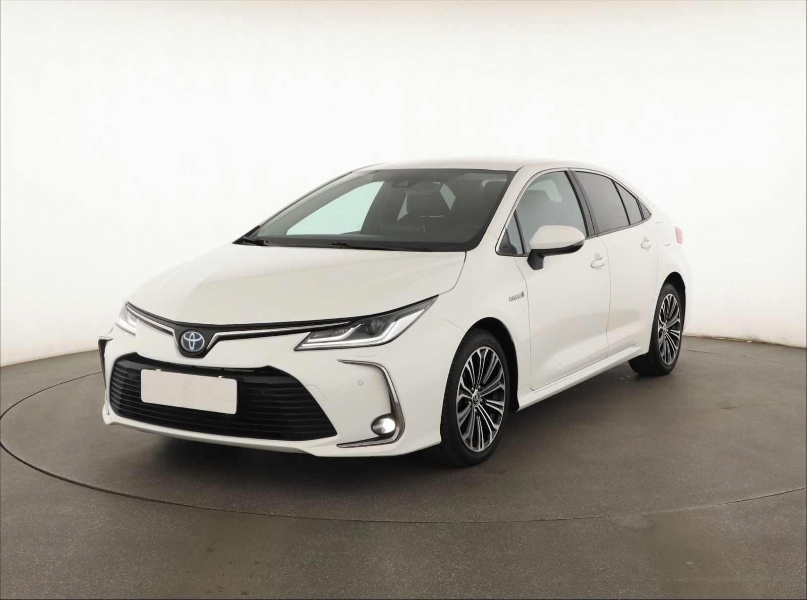 Toyota Corolla, 1.8 Hybrid, Comfort, Automat - fotka 2