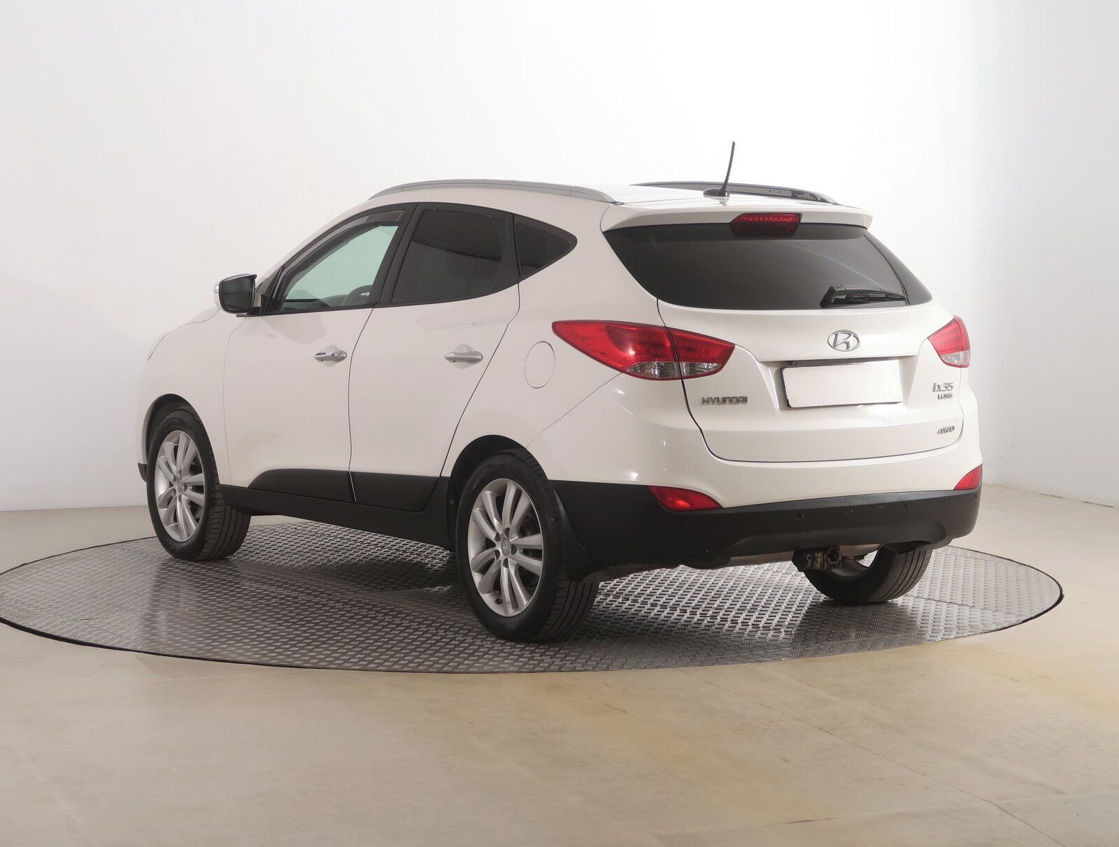 Hyundai ix35, 2.0 CRDi, 4X4, Automat - fotka 4