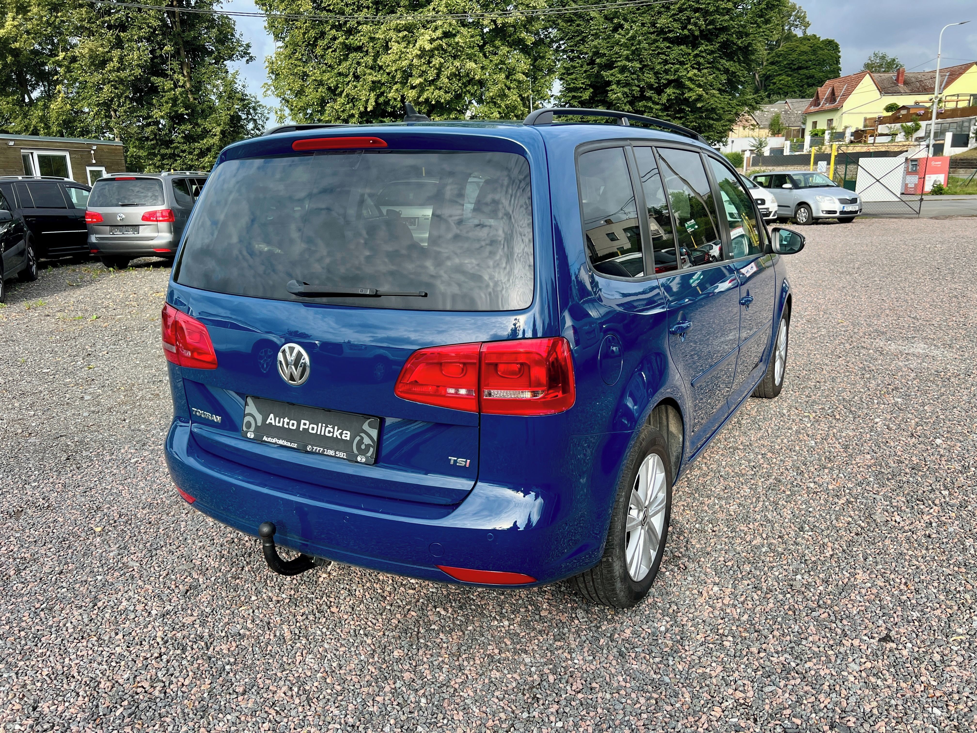 Volkswagen Touran, 1.4 TSI 103 kW DSG,Xenon,Navi - fotka 4