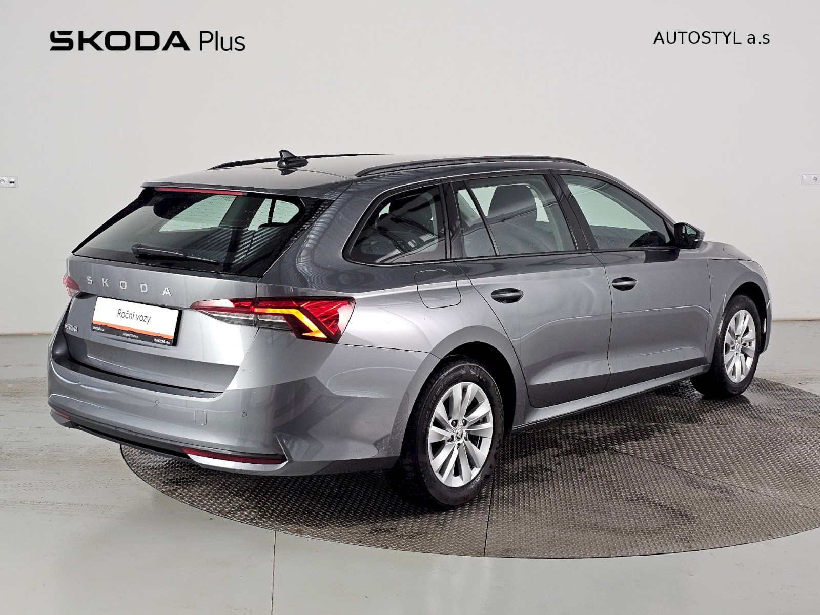 Škoda Octavia, COMBI 1.5TSi 85kW ESSENCE - fotka 2