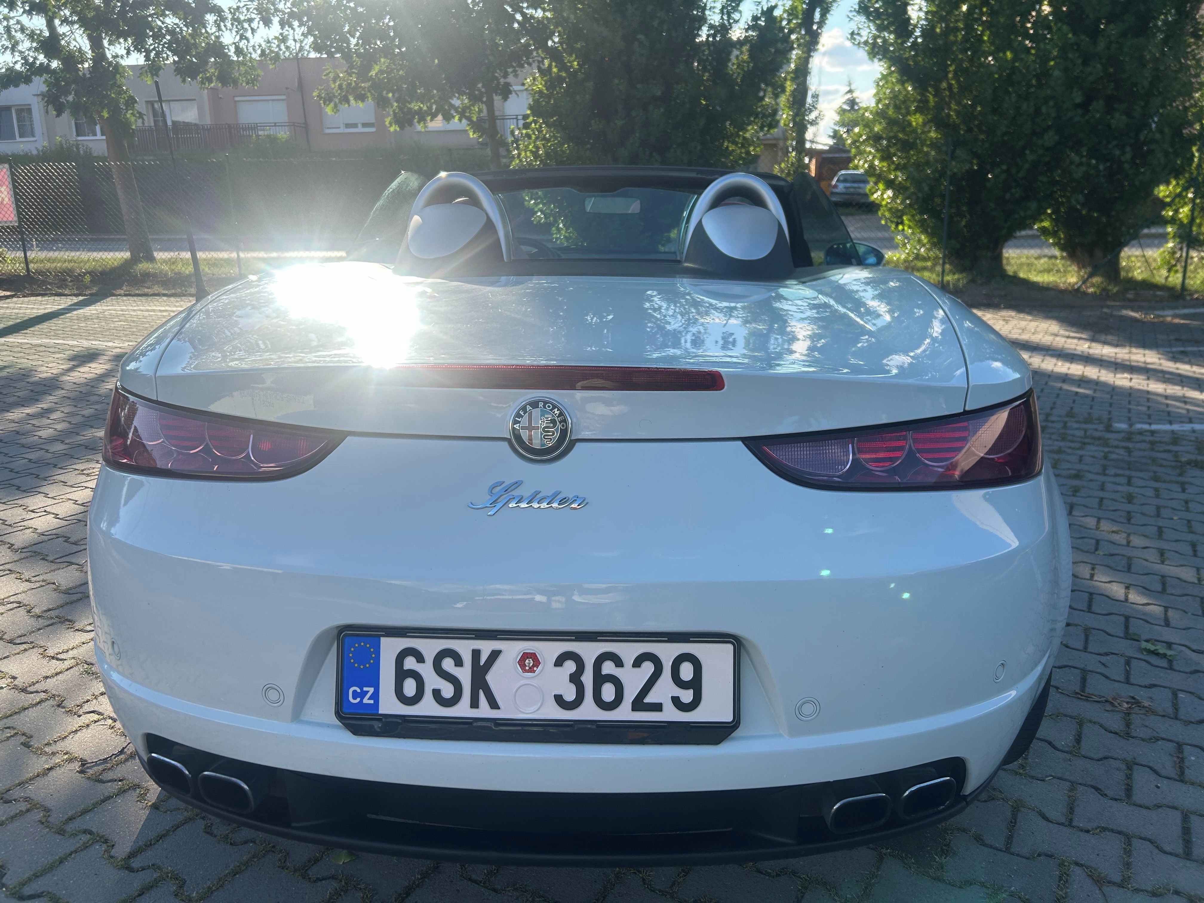 Alfa Romeo Spider, Alfa Romeo Spider 2,2 JTS - fotka 4