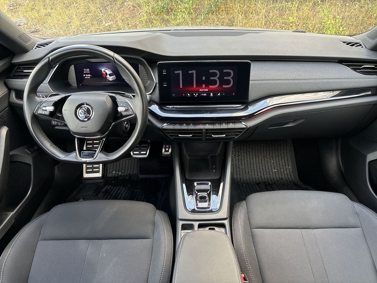 Škoda Octavia, 2.0 TDI DSG Sportline - fotka 5
