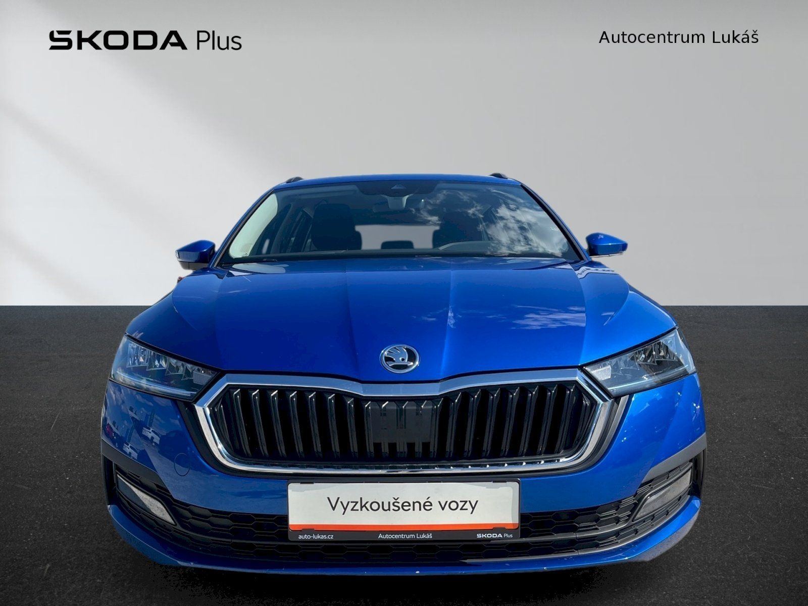 Škoda Octavia, COMBI AMBITION PLUS 2.0 TDI 85 - fotka 4