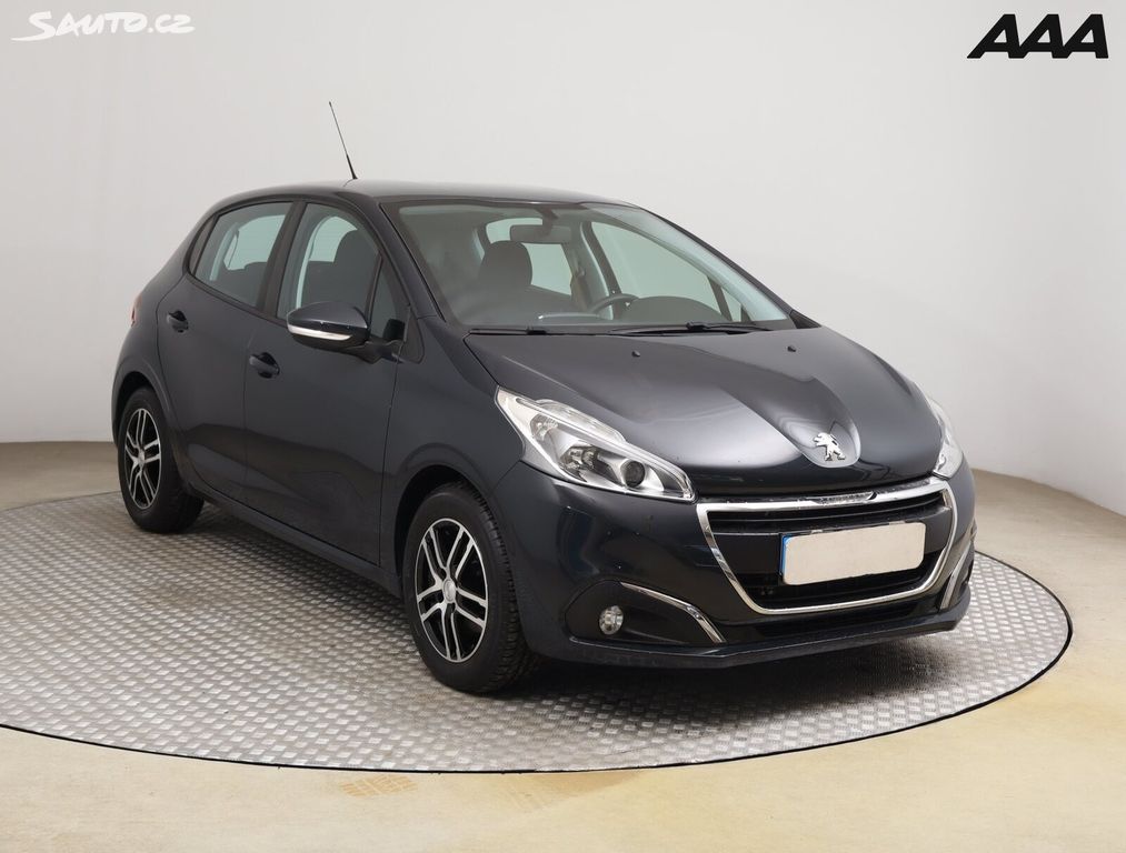 Peugeot 208, 1.2 PureTech, NOVÁ CENA, ČR