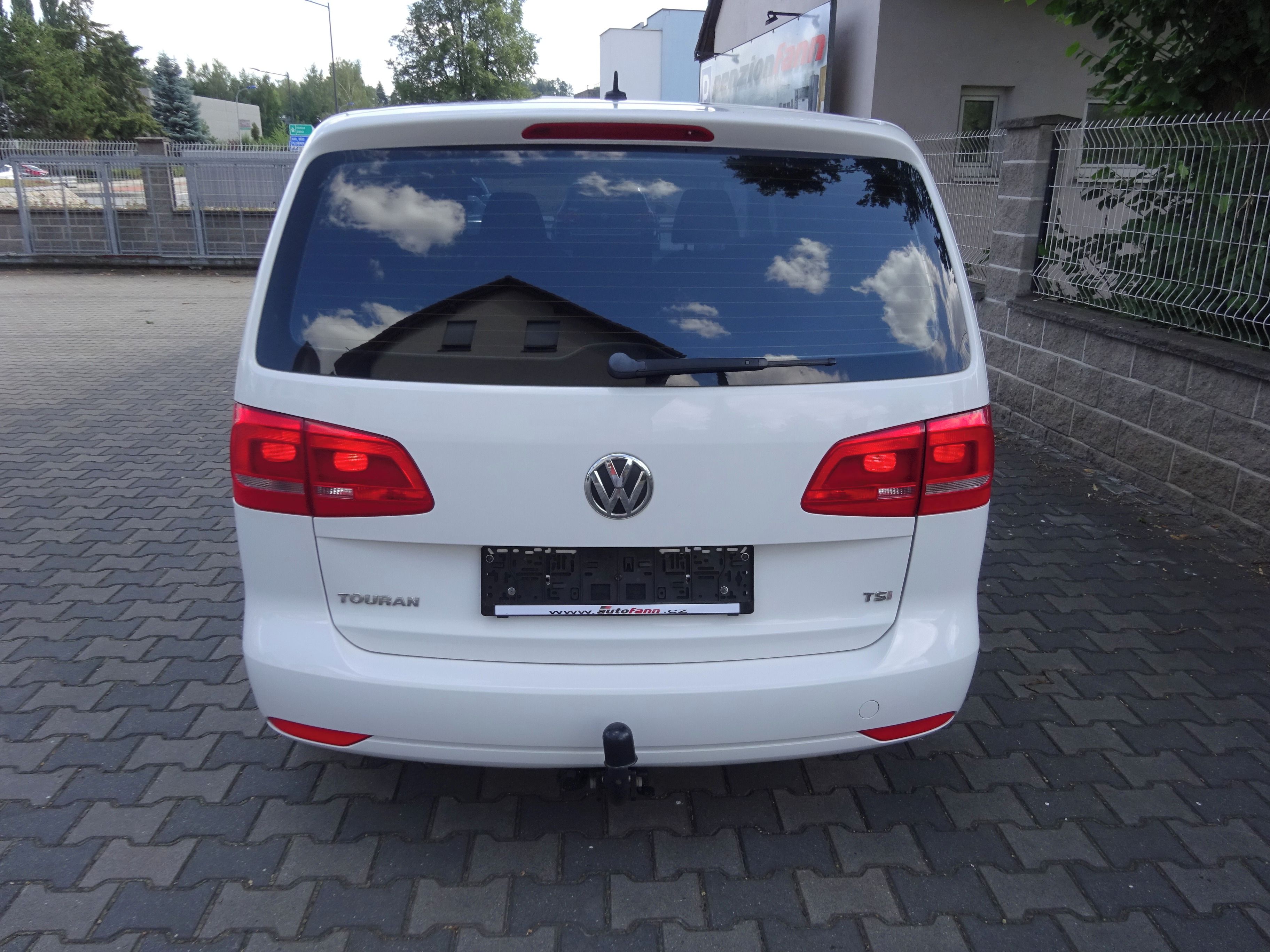 Volkswagen Touran, 1.4TSi 103kW. Servisní kniha. - fotka 6