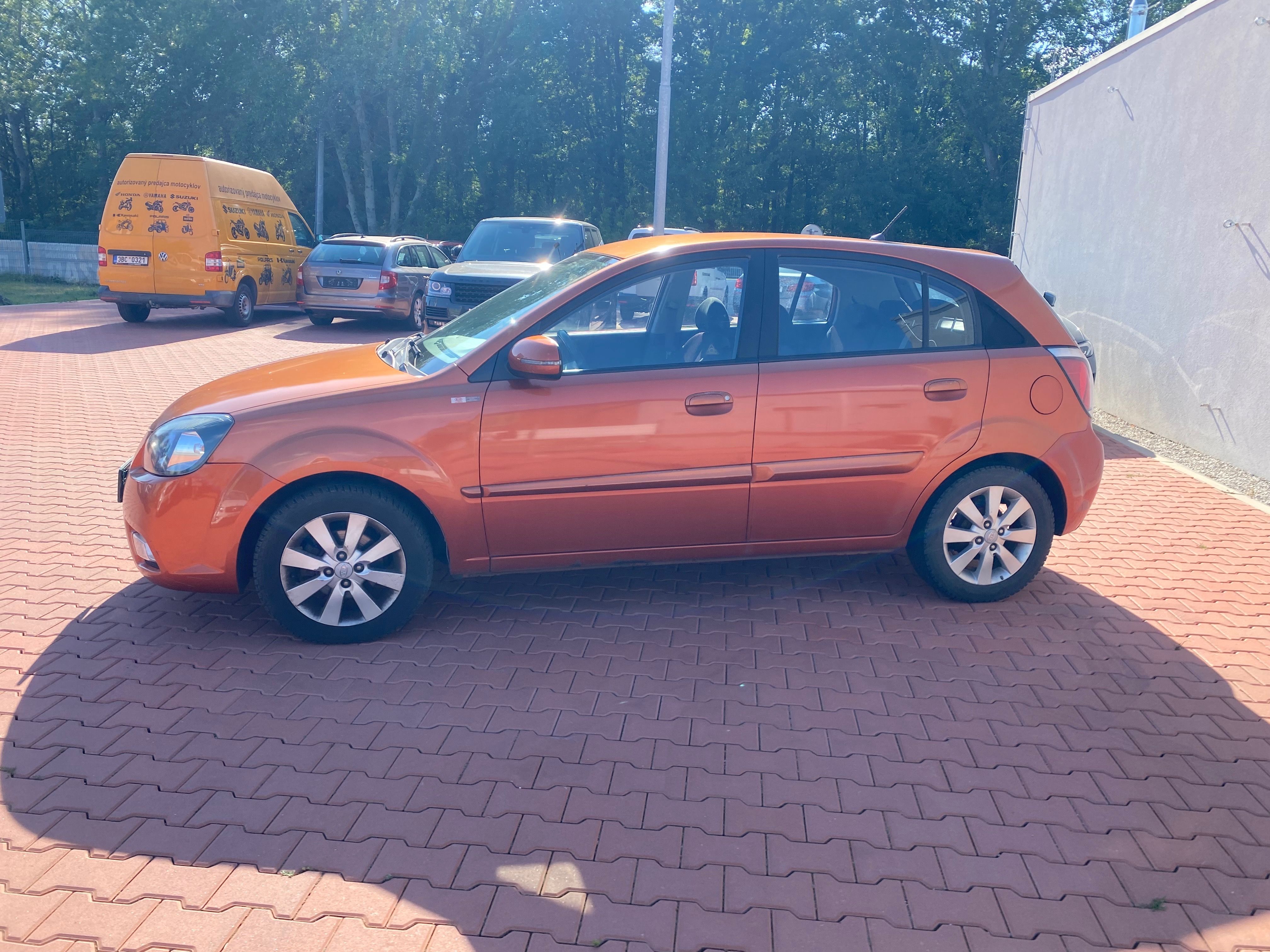 Kia Rio, KIA RIO BENZIN MANUÁL , KLIMA - fotka 2
