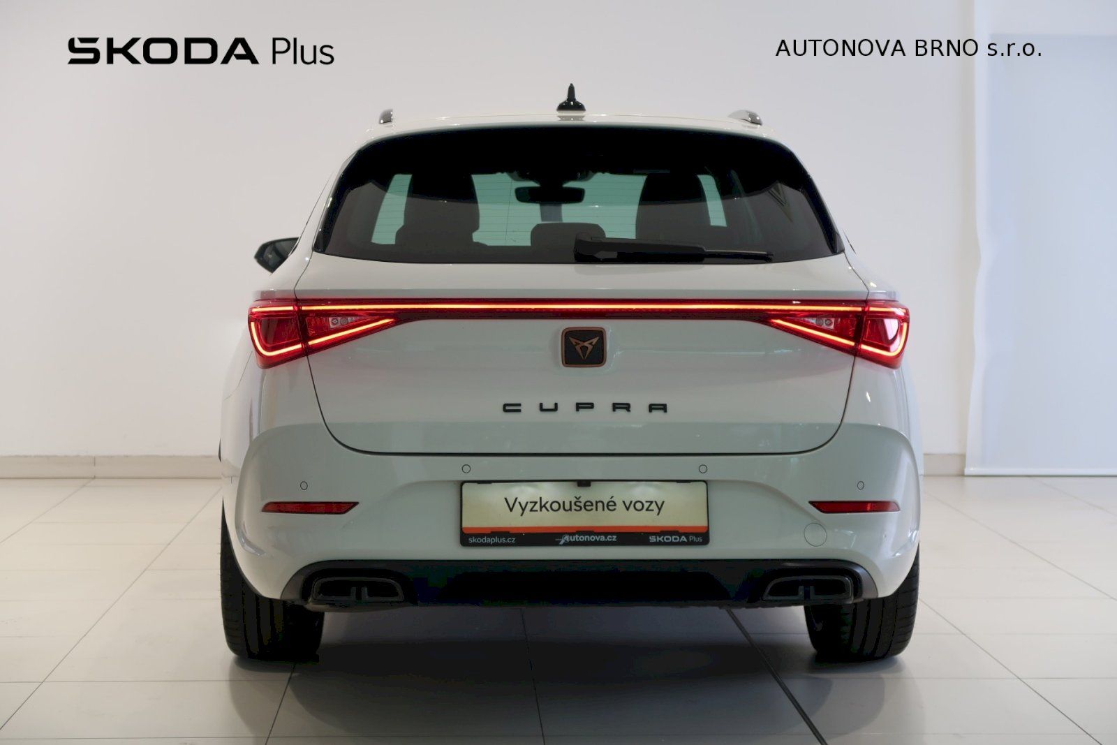 Cupra Leon, 2.0 TSi 140kW - fotka 6