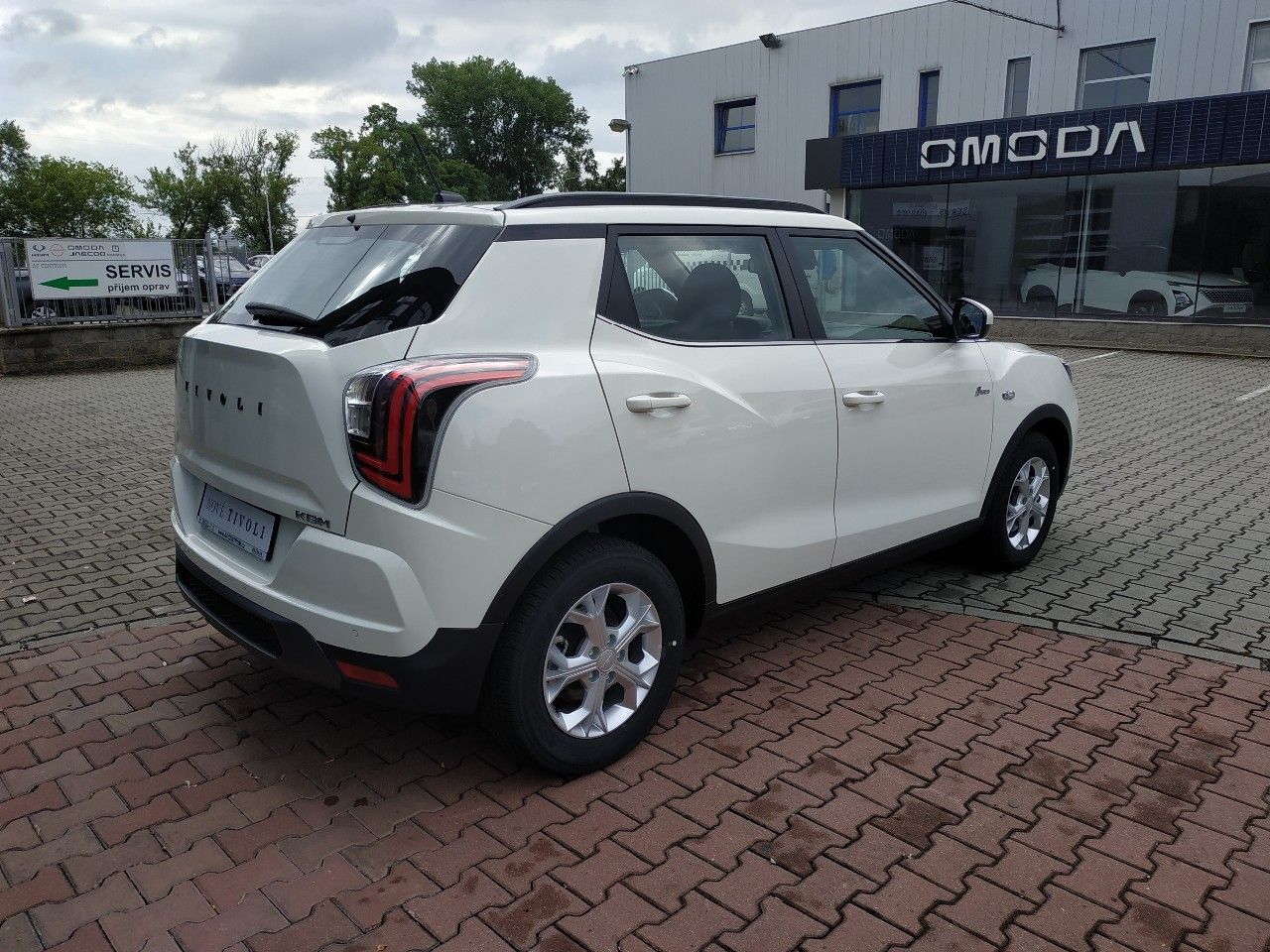 KGM Tivoli, 1.5T Style 2WD,AT SKLADEM - fotka 5