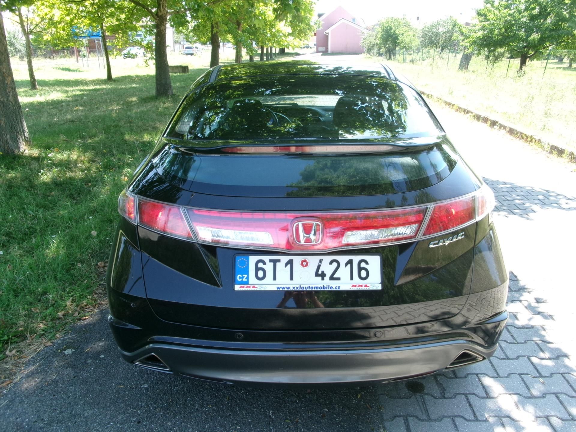 Honda Civic, 1,8 VTEC PANORAMA ČR - fotka 5