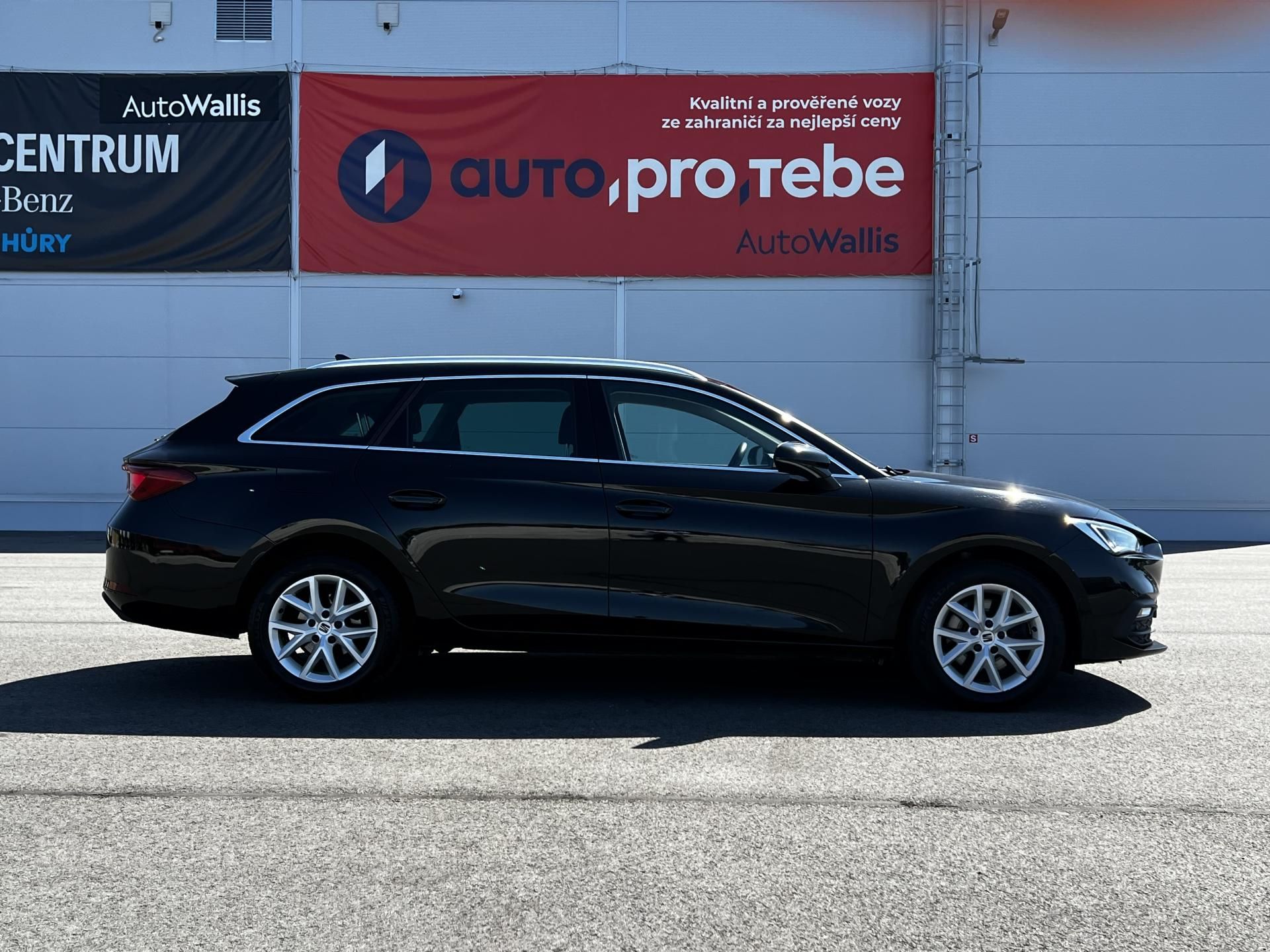 Seat Leon, 2.0TDI DSG Style Kůže DPH 1Maj - fotka 3