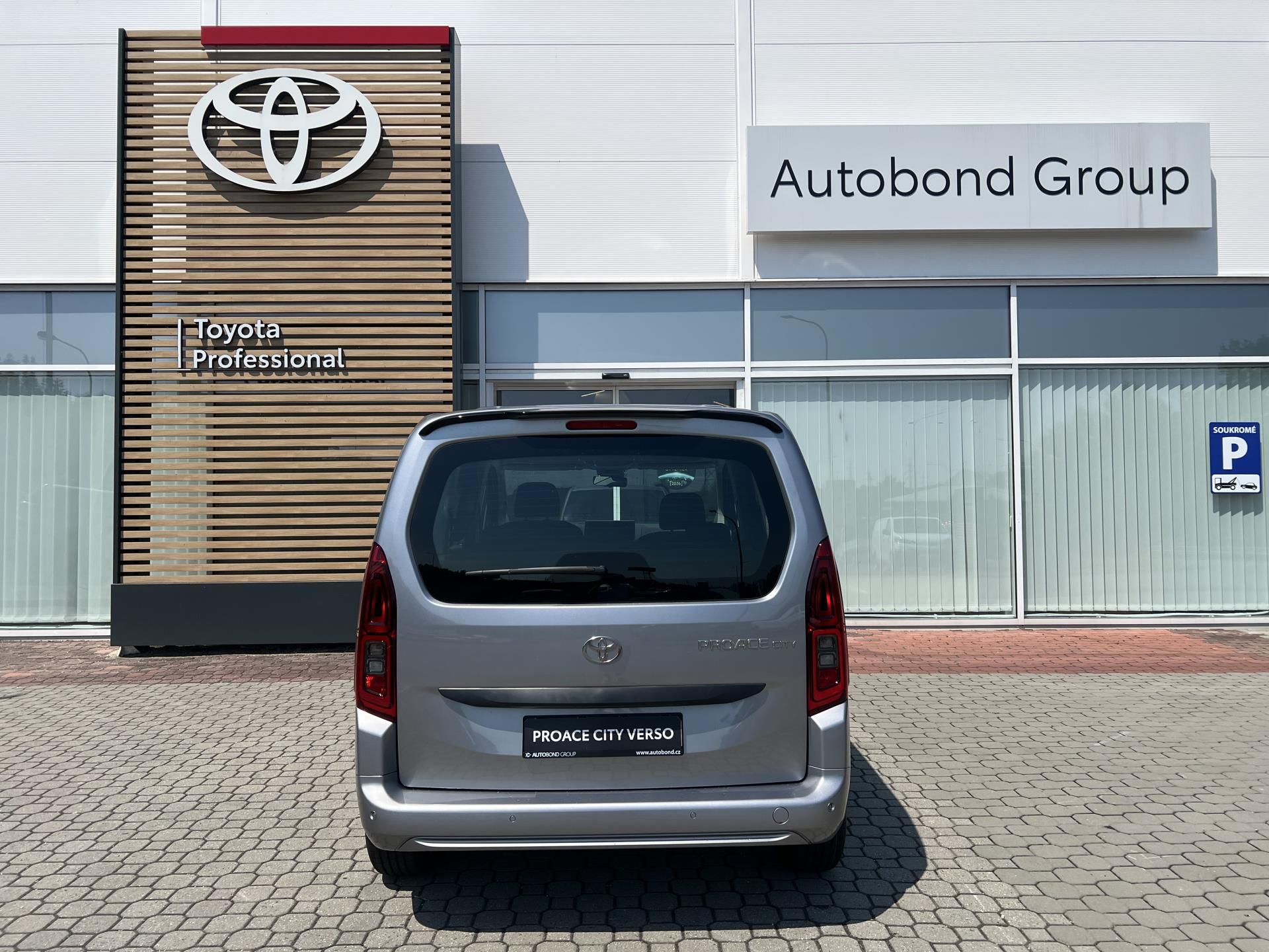Toyota Proace City Verso, 1.2T Business Tailgate 5S Shor - fotka 5