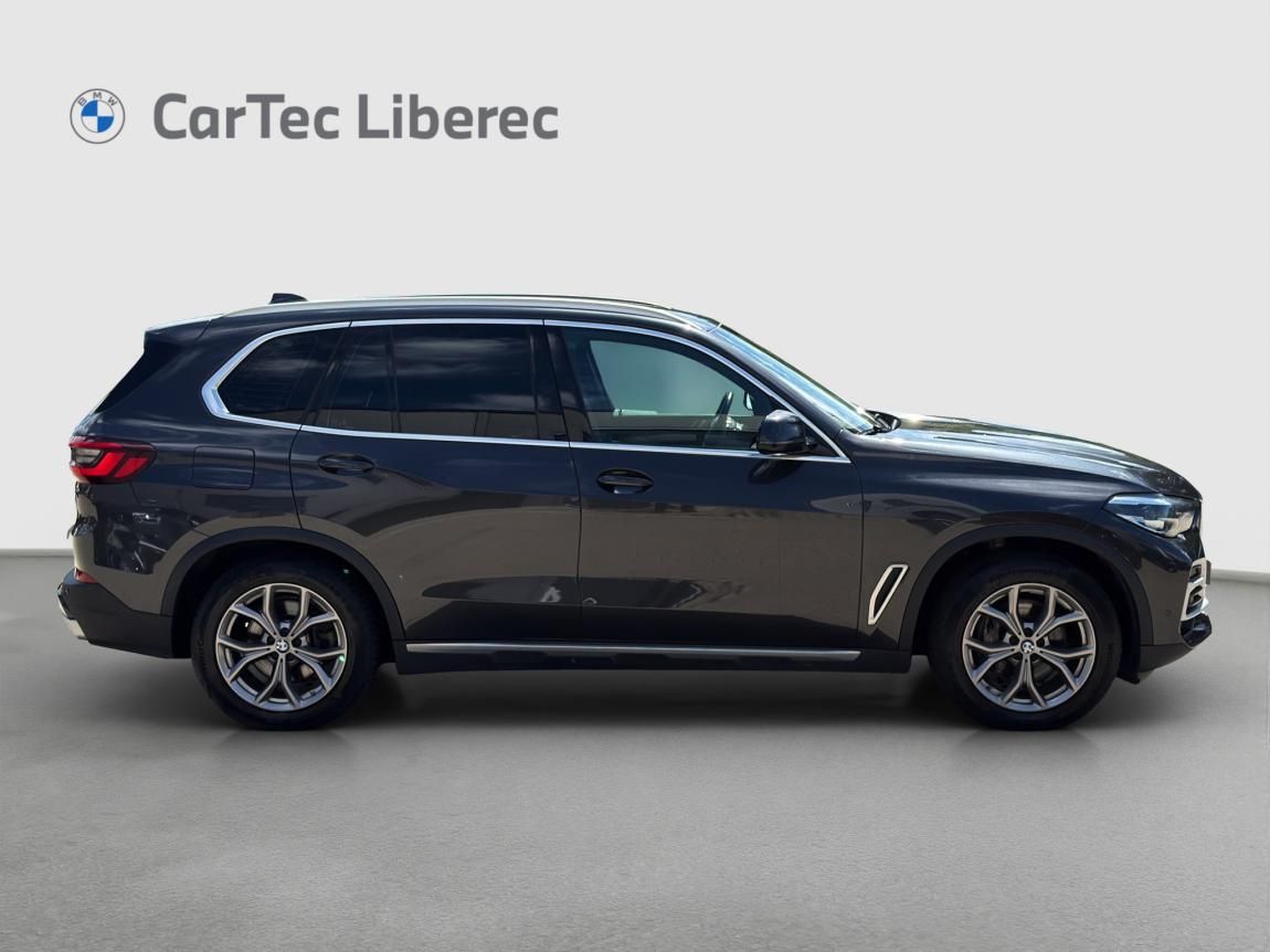 BMW X5, xDrive30d - fotka 5