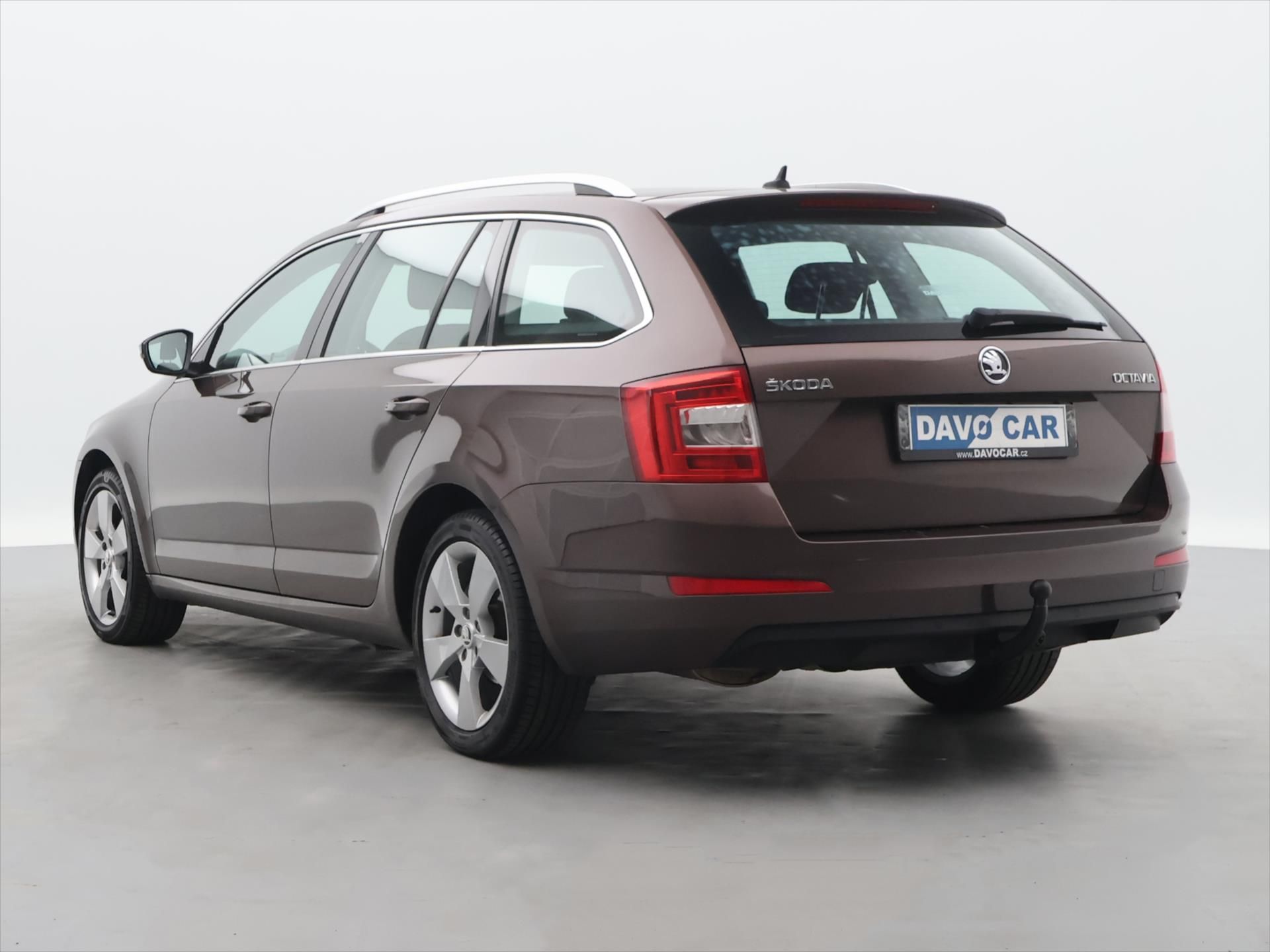 Škoda Octavia, 2,0 TDI 110kW CZ Style Kessy - fotka 5