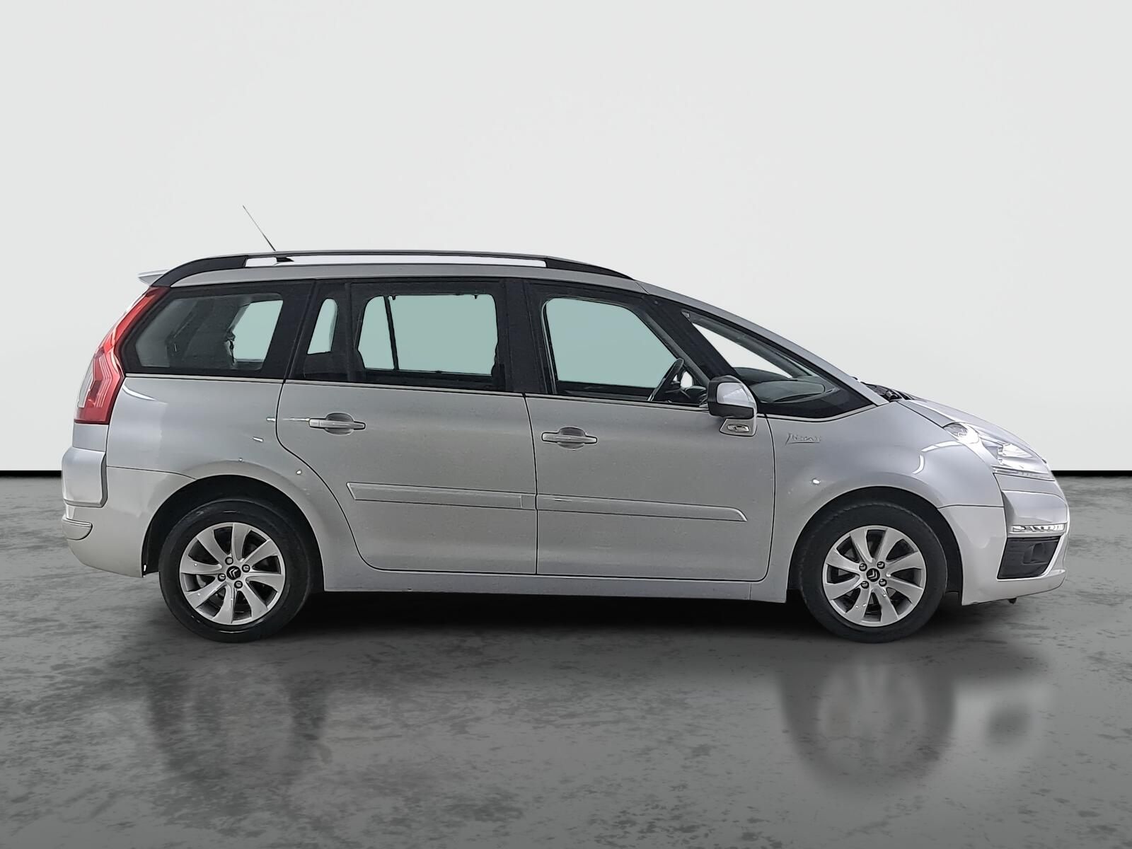Citroën Grand C4 Picasso, 1.6 HDi, 7 míst, ČR,1.maj - fotka 6