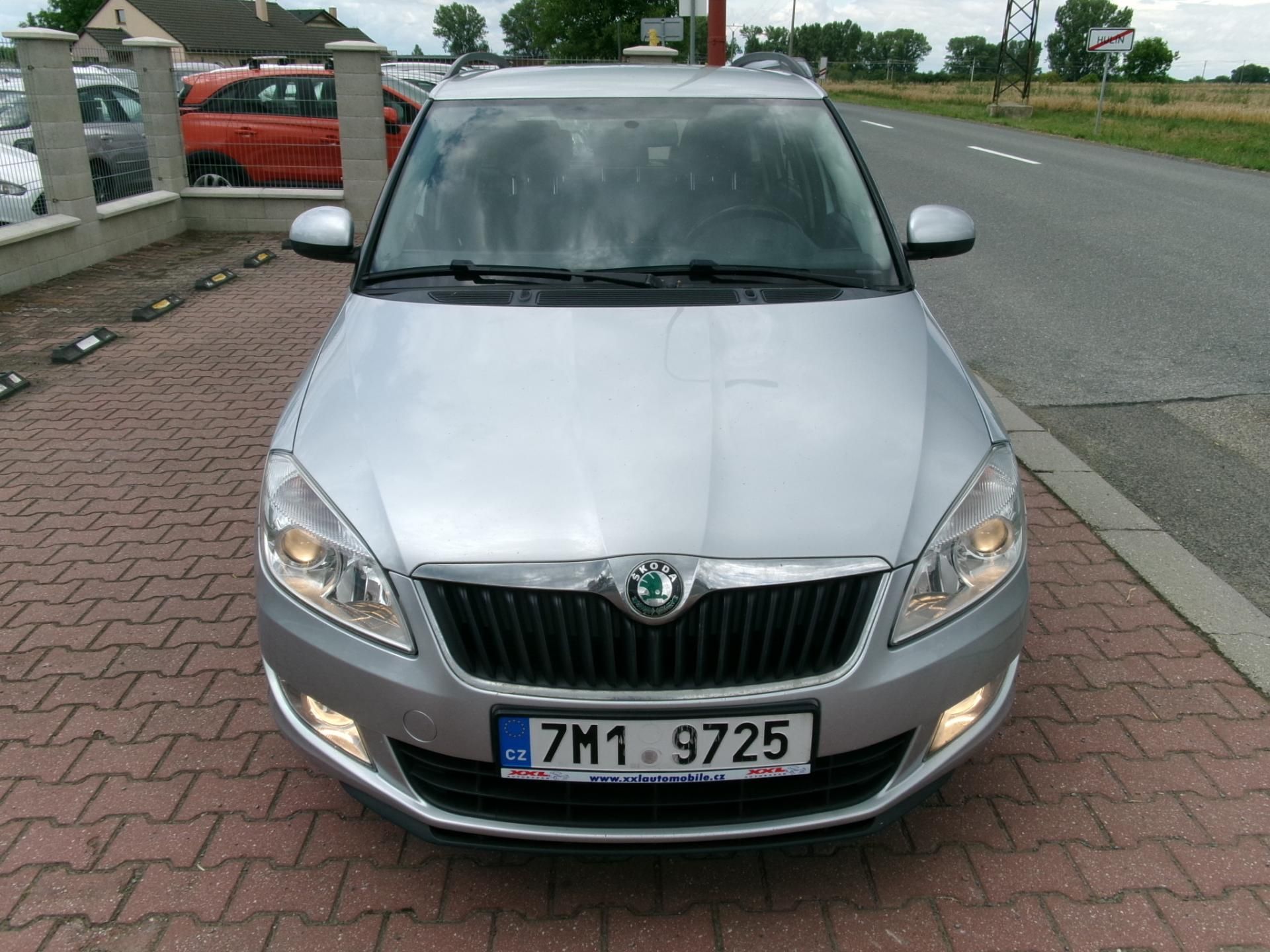 Škoda Fabia, 1,2TSi ELEGANCE AC ALU VÝHŘEV - fotka 2