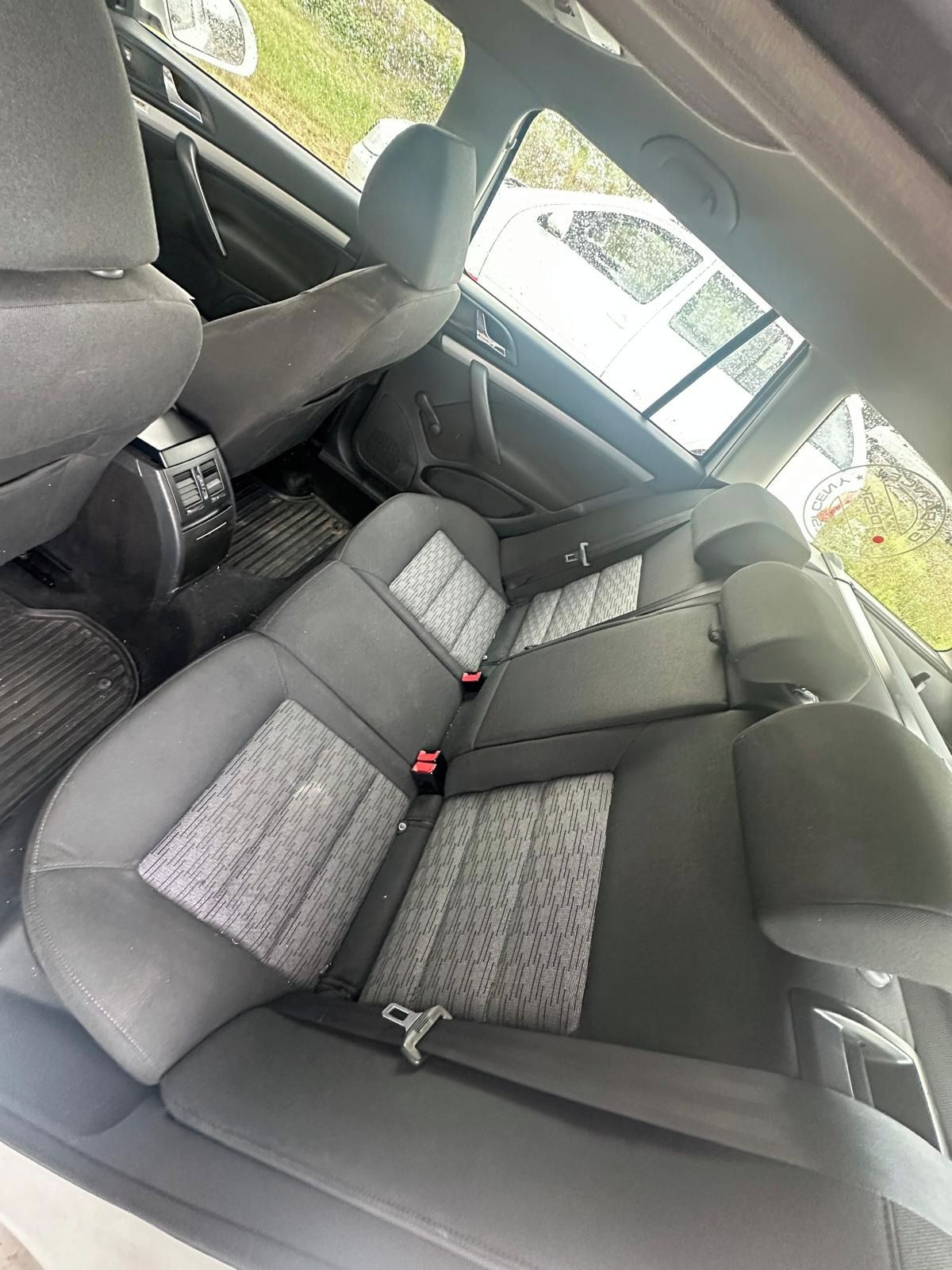 Škoda Octavia, Octavia II Combi 2.0 TDI 81 kW - fotka 6