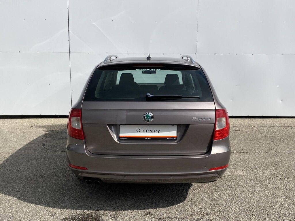 Škoda Superb, Combi 2.0 TDI 103 kW Ambition - fotka 6