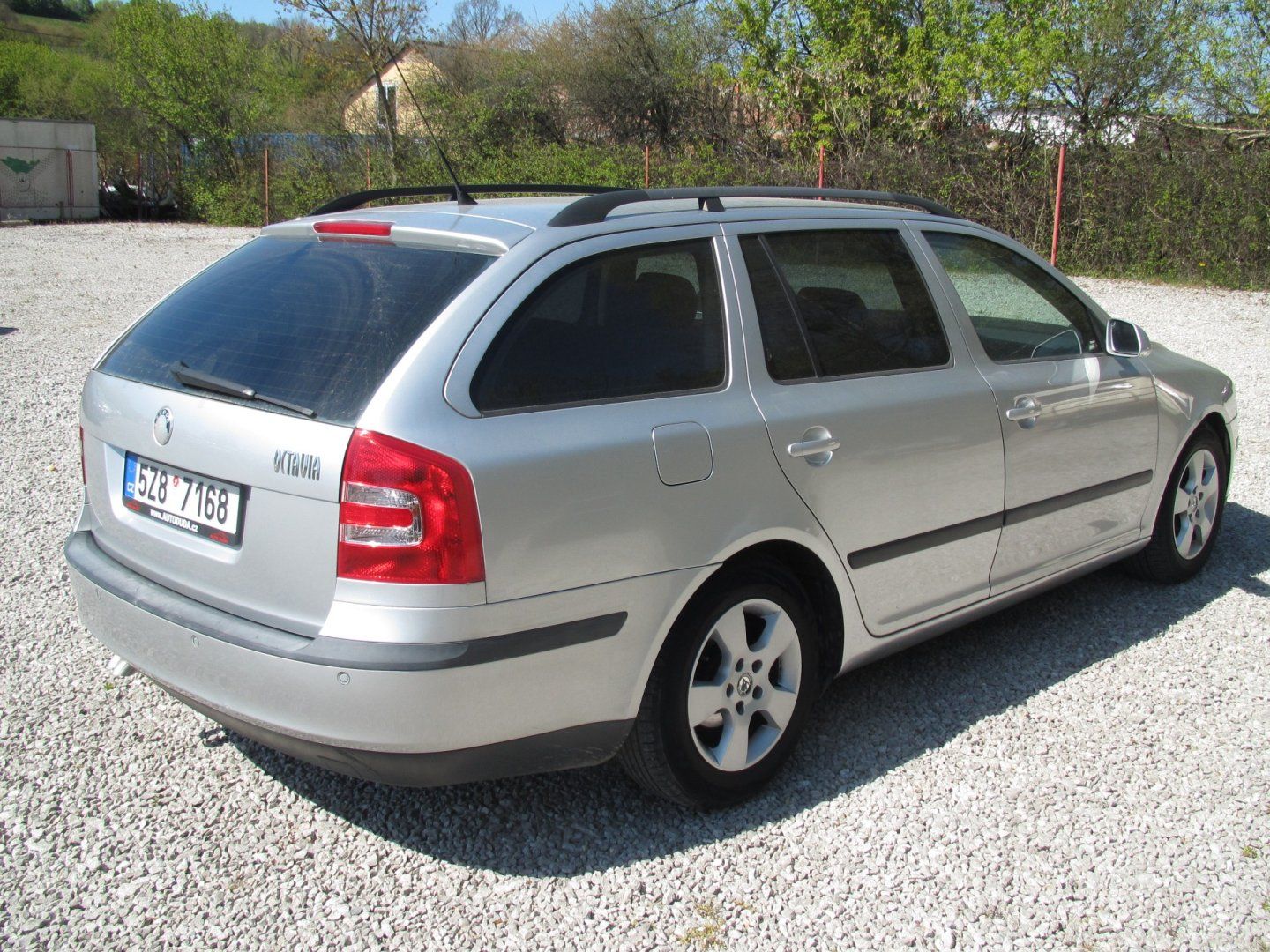Škoda Octavia, 1. 9 TDI - fotka 6