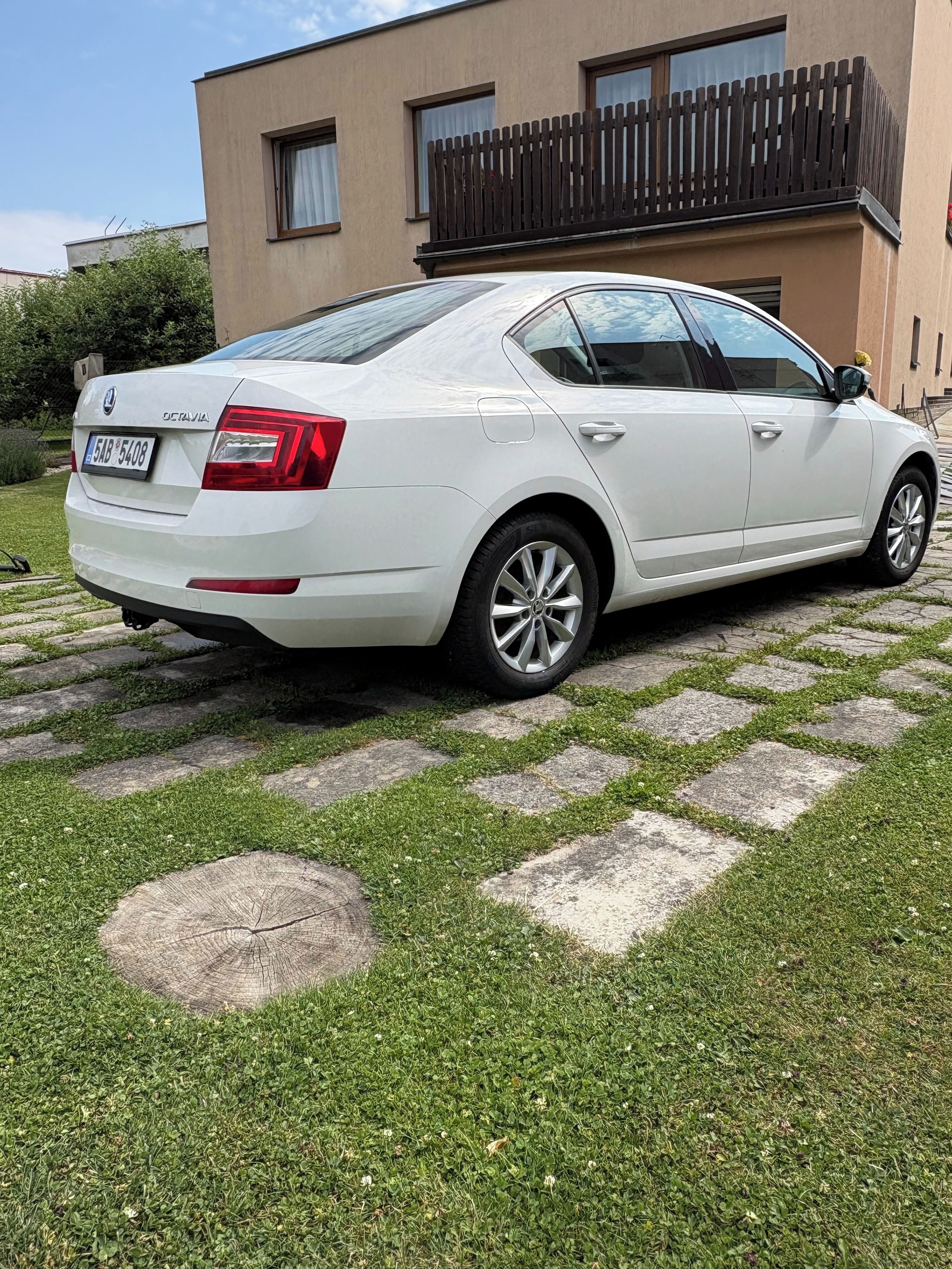 Škoda Octavia, 1.6 TDI - fotka 4