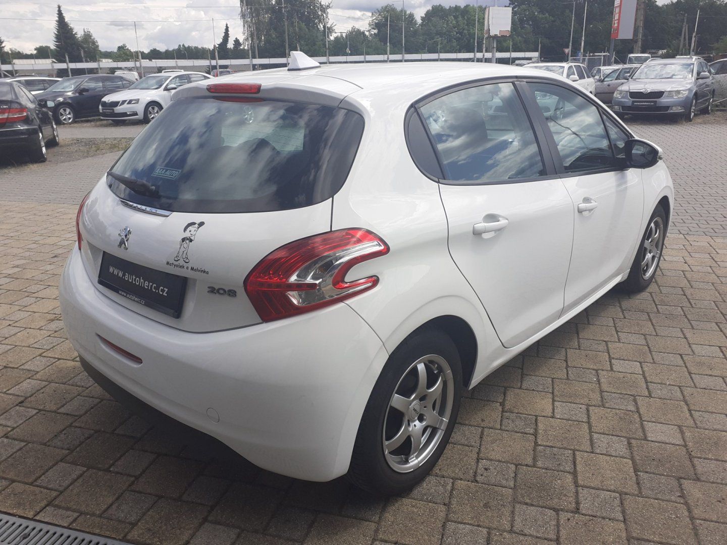 Peugeot 208, 1.0  PT ,AC,TEMP. - fotka 4
