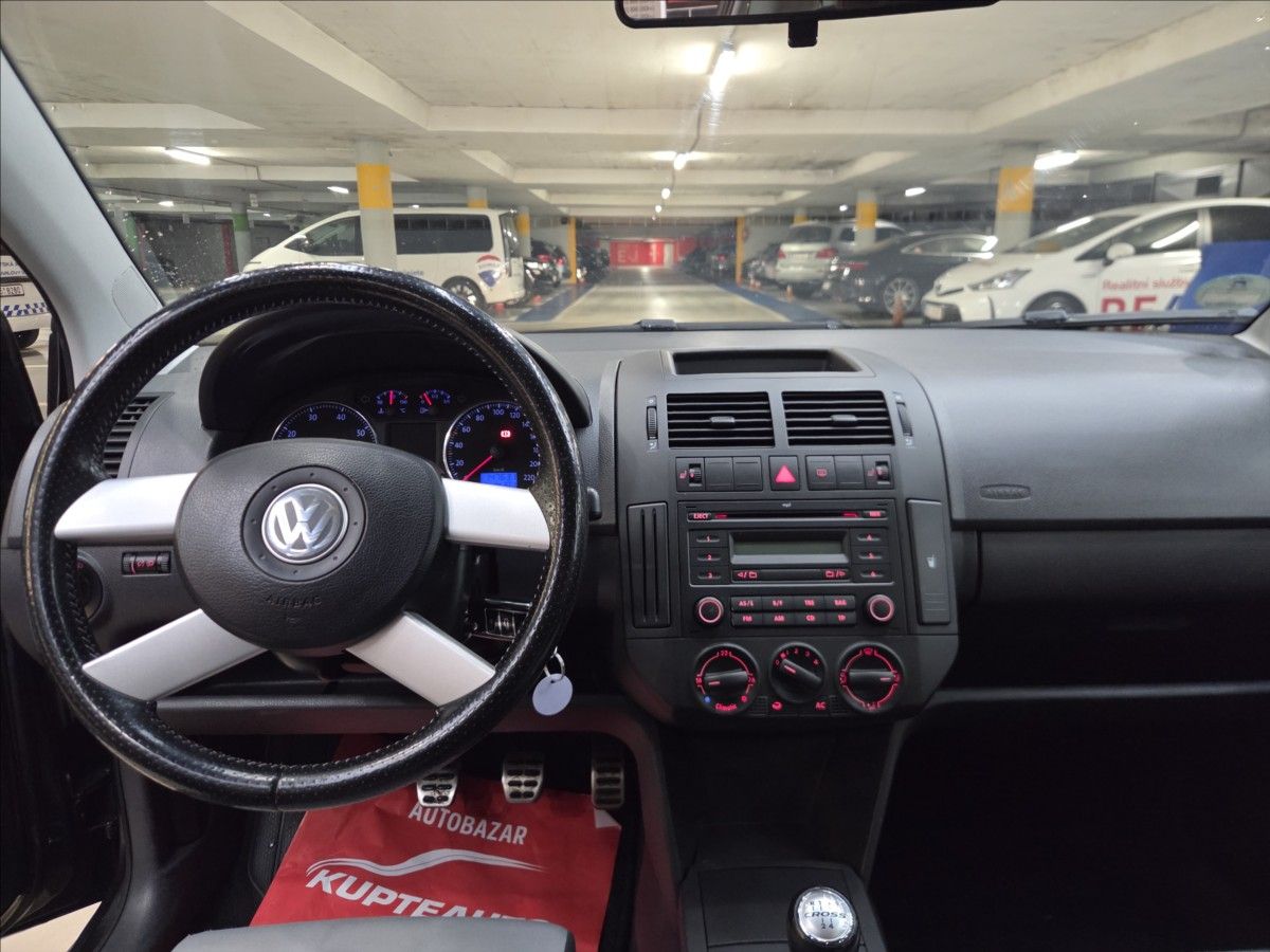 Volkswagen Polo, 1,4 Nové brzdy a pneu  cross p - fotka 6