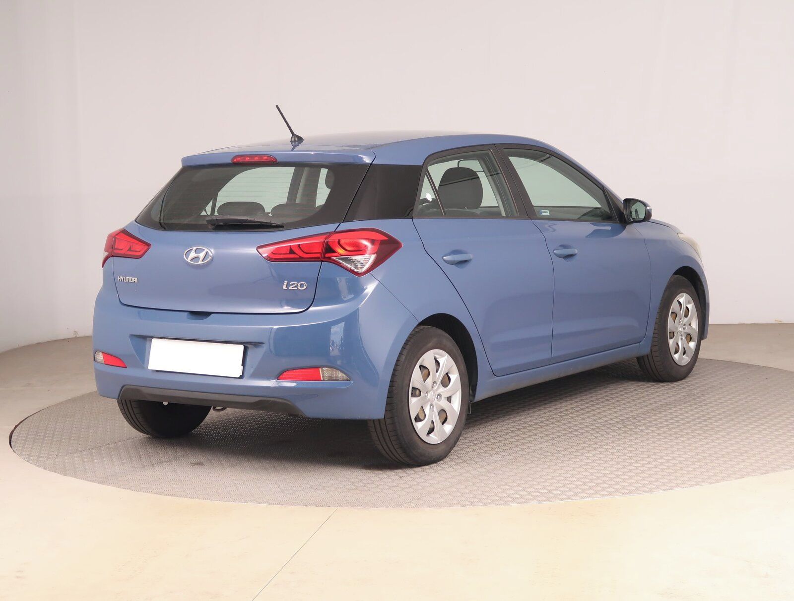 Hyundai i20, 1.2, ČR,1.maj, Serv.kniha - fotka 5