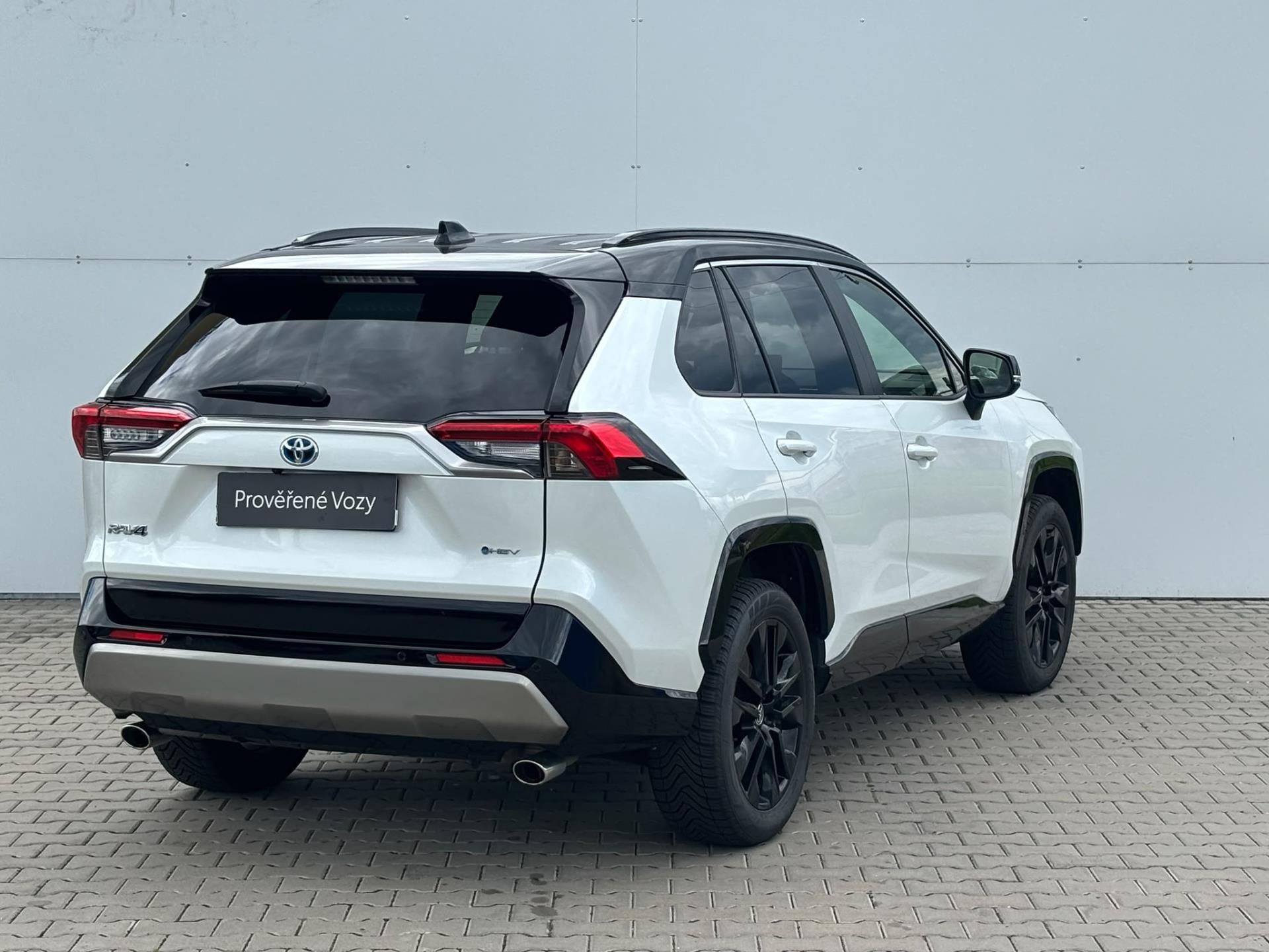 Toyota Rav4, 2.5 HSD e-CVT AWD Selection - fotka 2