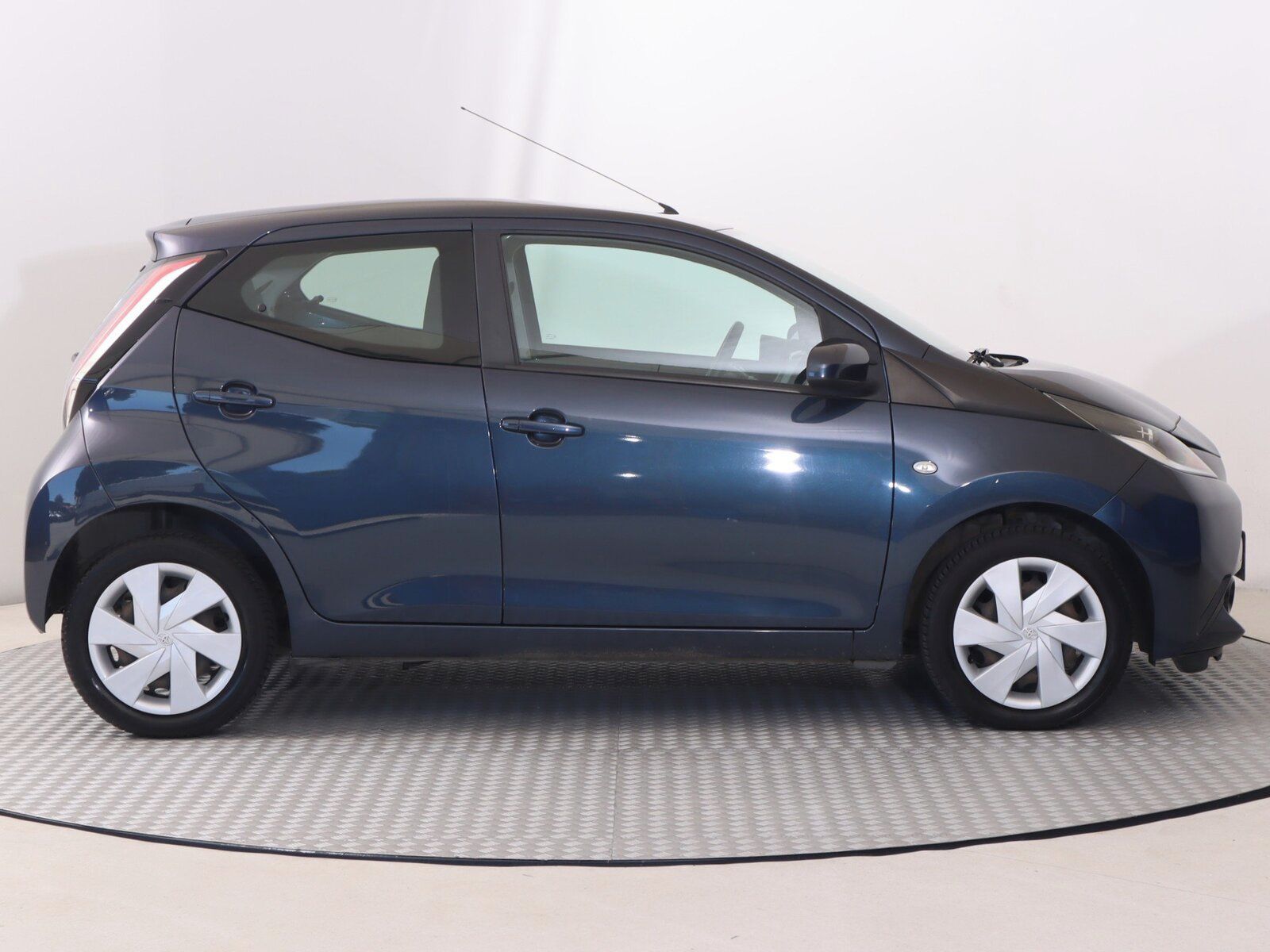 Toyota Aygo, 1.0 VVT-i, Automat, Serv.kniha - fotka 6