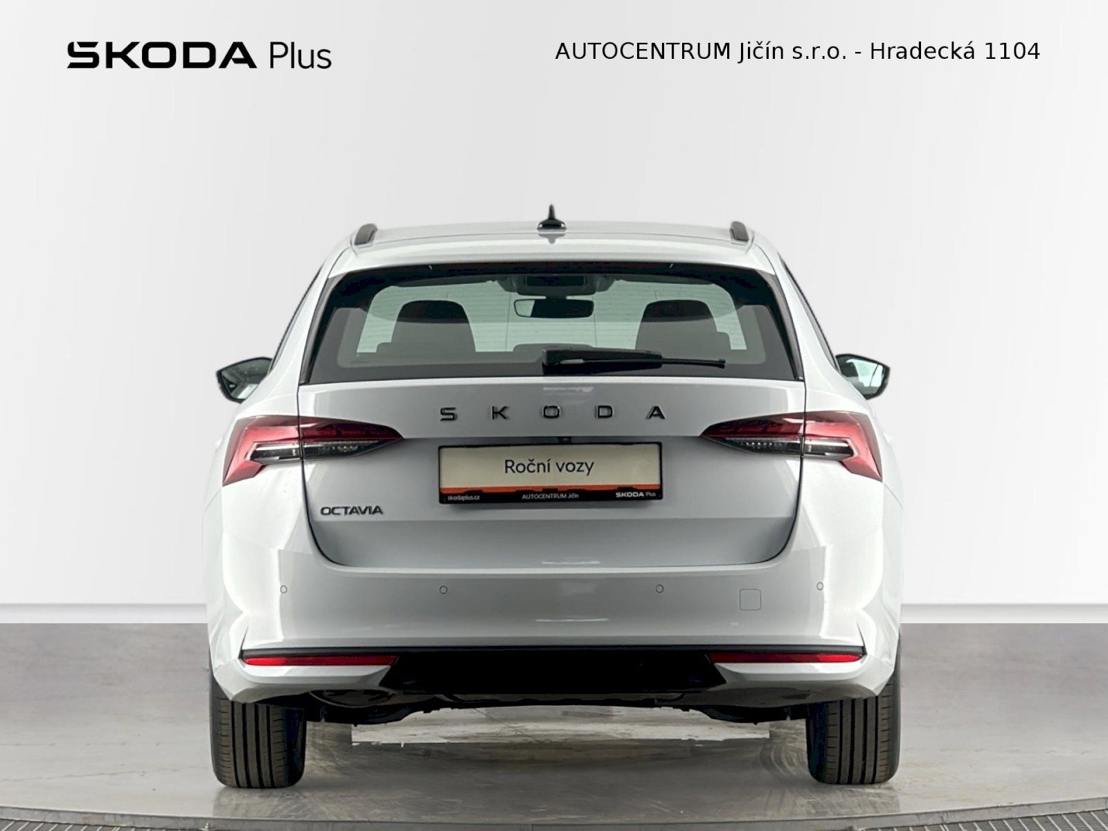 Škoda Octavia, Combi 2.0TDI 85kW Essence Plus - fotka 6