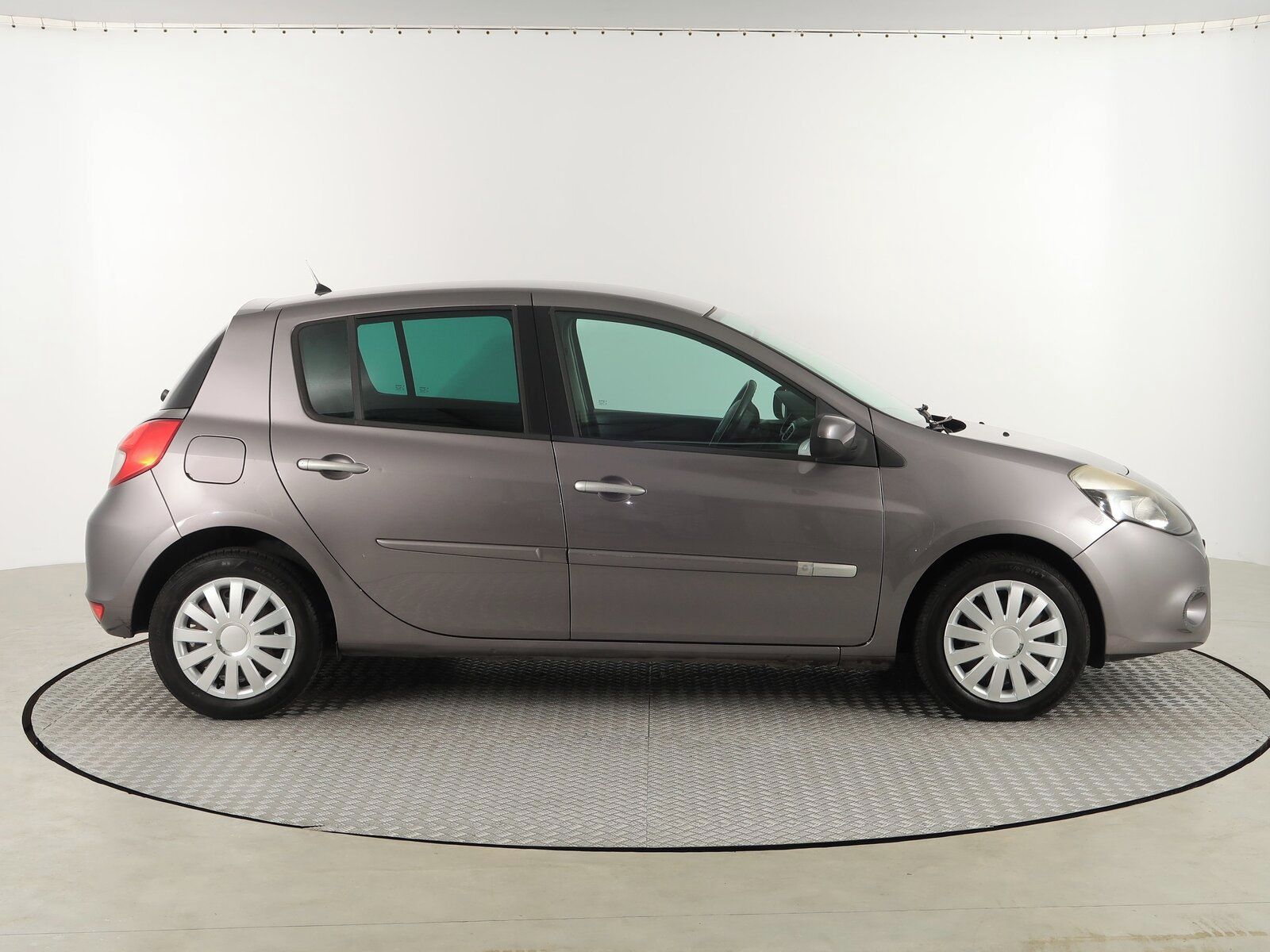 Renault Clio, 1.2 16V , jezdí výborně - fotka 6