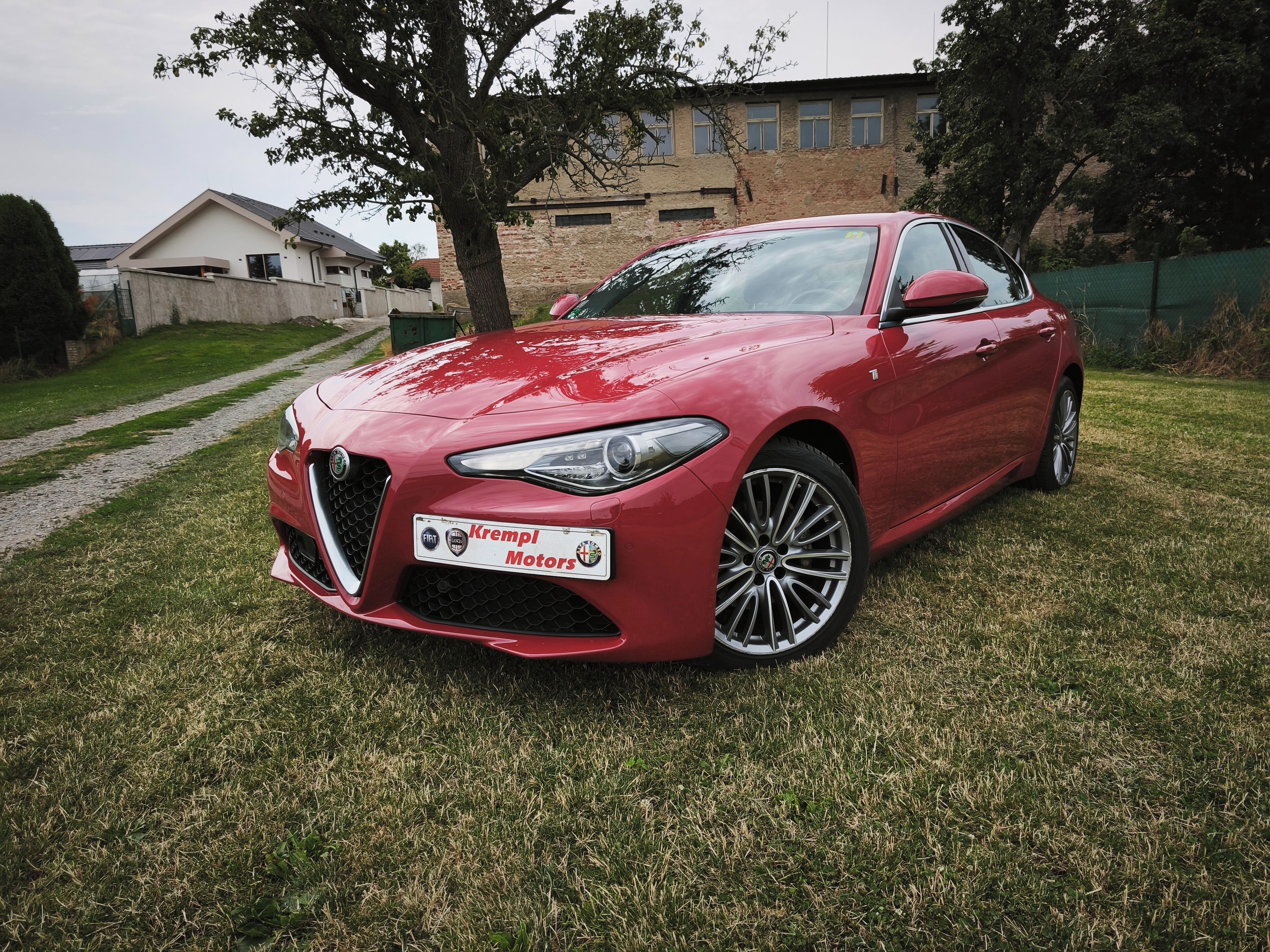 Alfa Romeo Giulia, 2,0TB TI