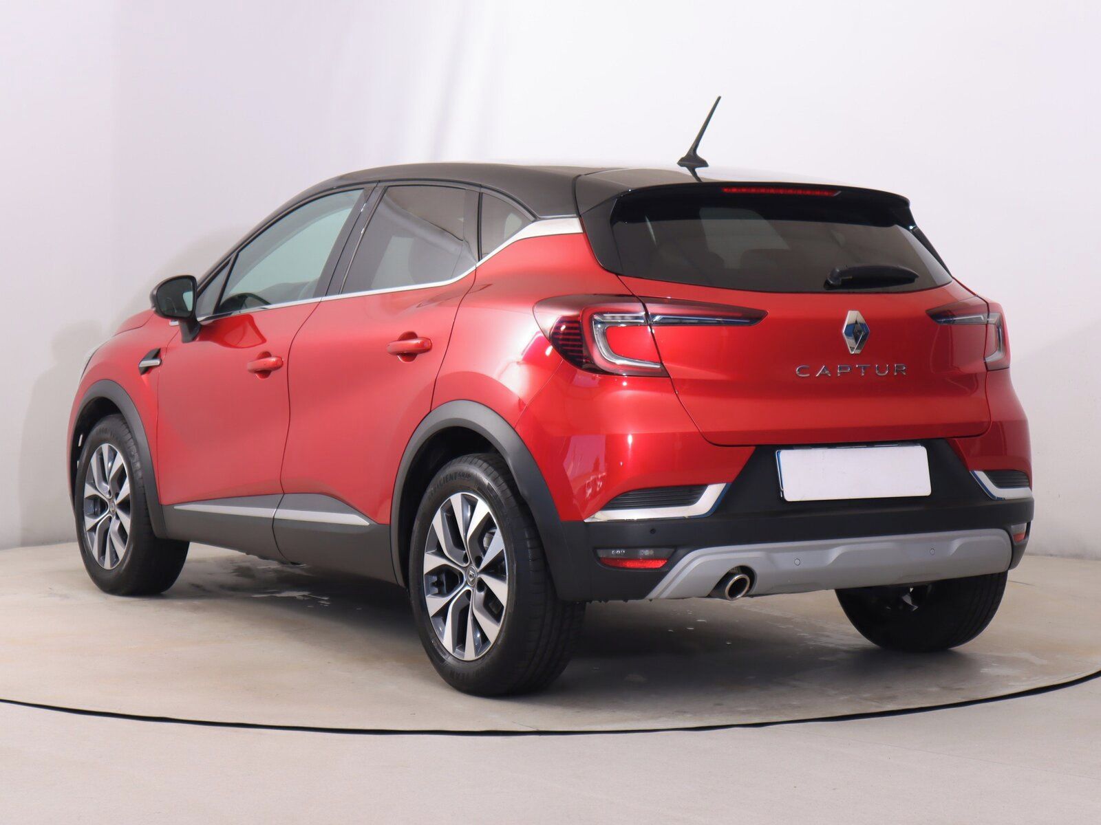 Renault Captur, 1.3 TCe, Intens, Kůže, Navi - fotka 4