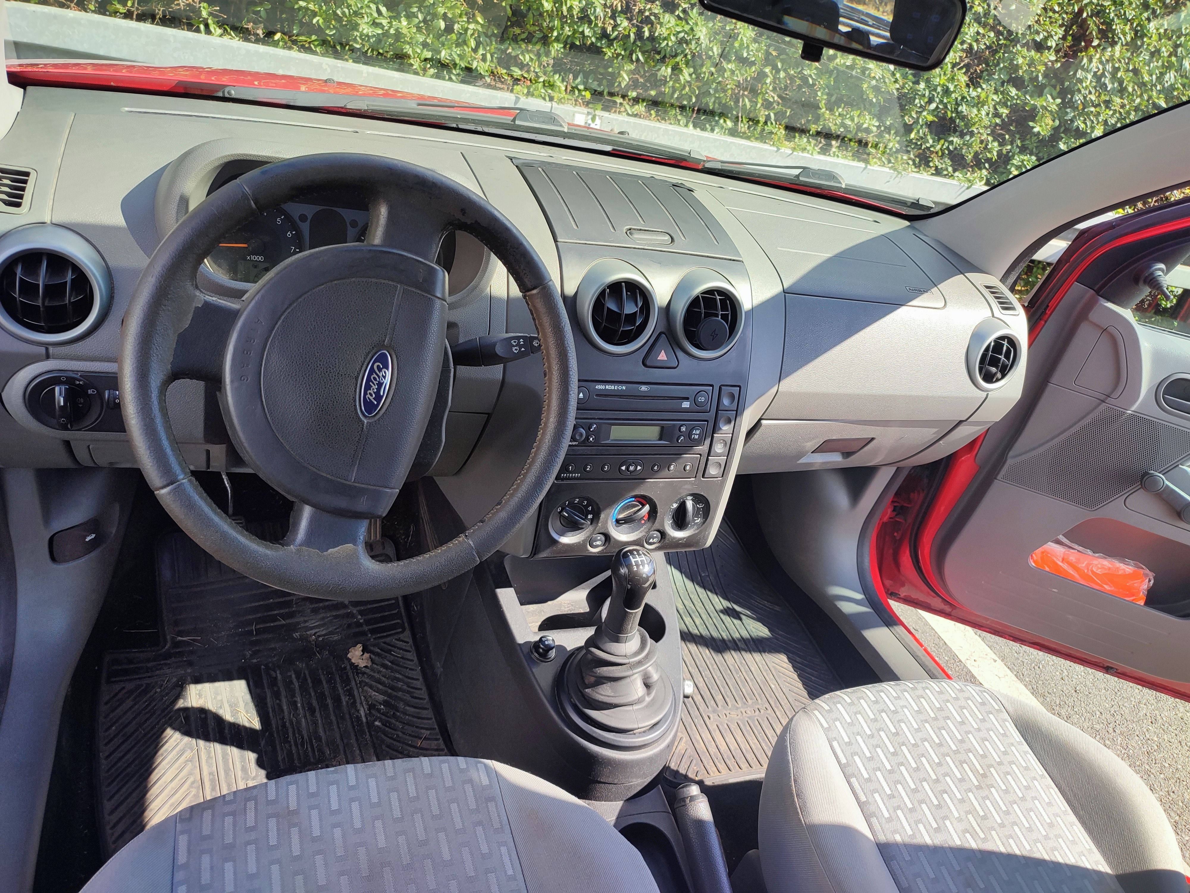 Ford Fusion, 1.4 16 V 59 kW, 116 000 km - fotka 5