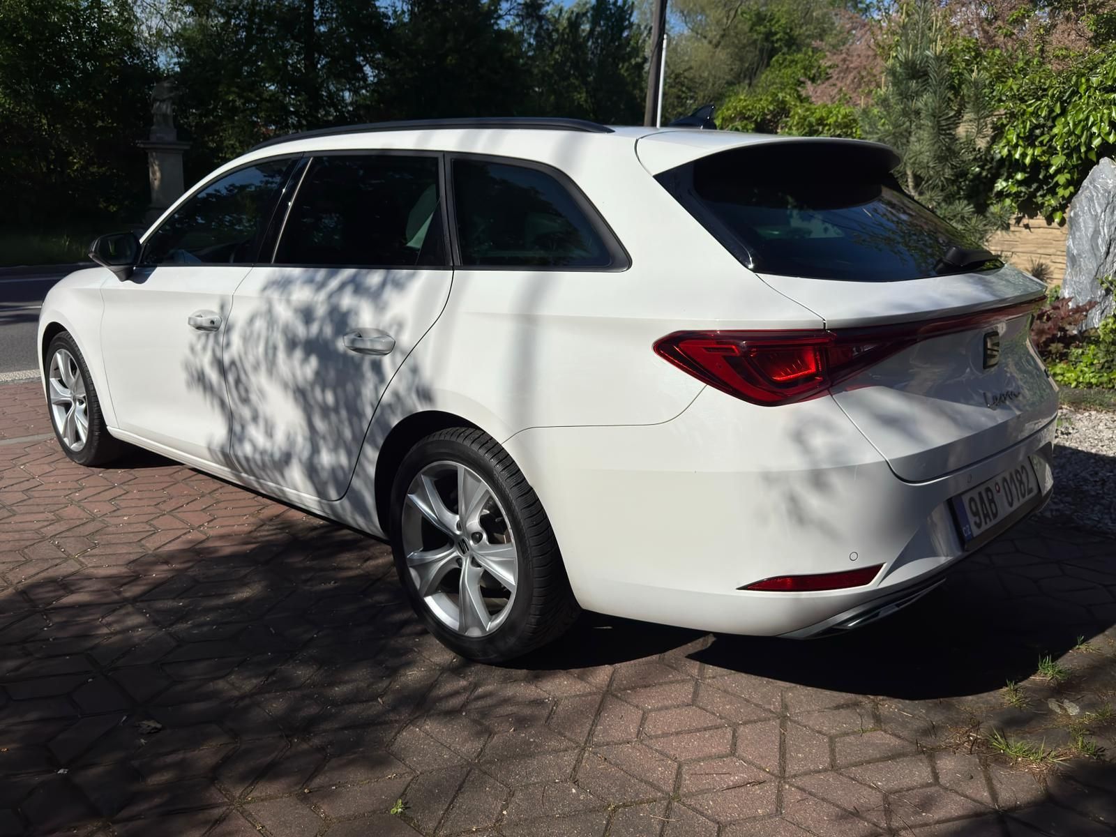 Seat Leon, 2.0TDi Fr DSG 150k 1.MAJIT. ČR - fotka 4