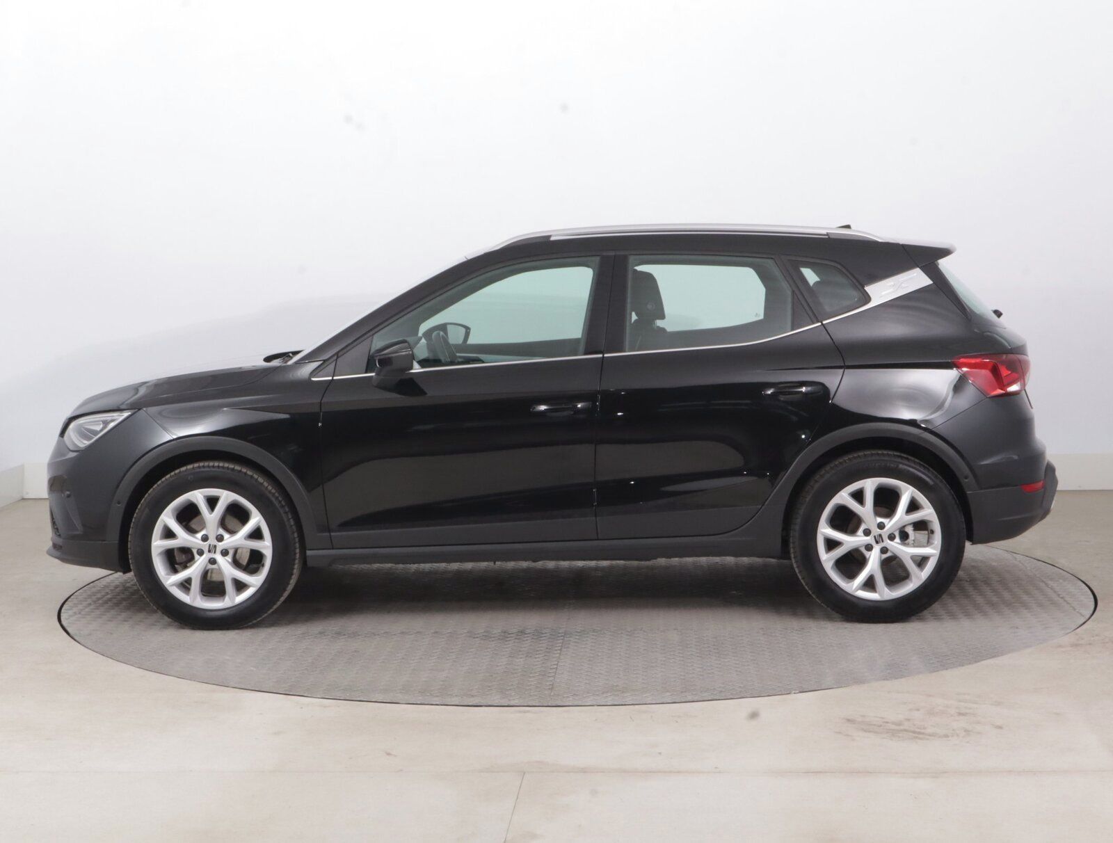 Seat Arona, 1.0 TSI, FR, Navi - fotka 3