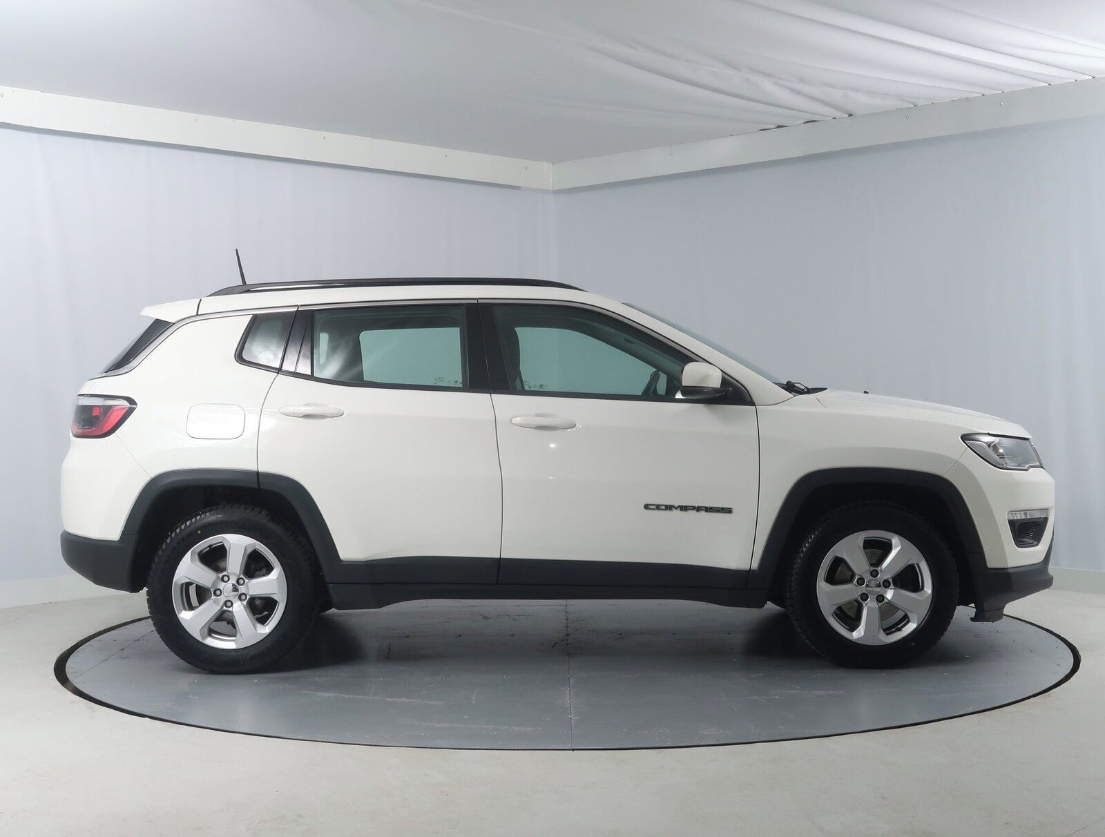 Jeep Compass, 1.6 MultiJet, NOVÁ CENA - fotka 6