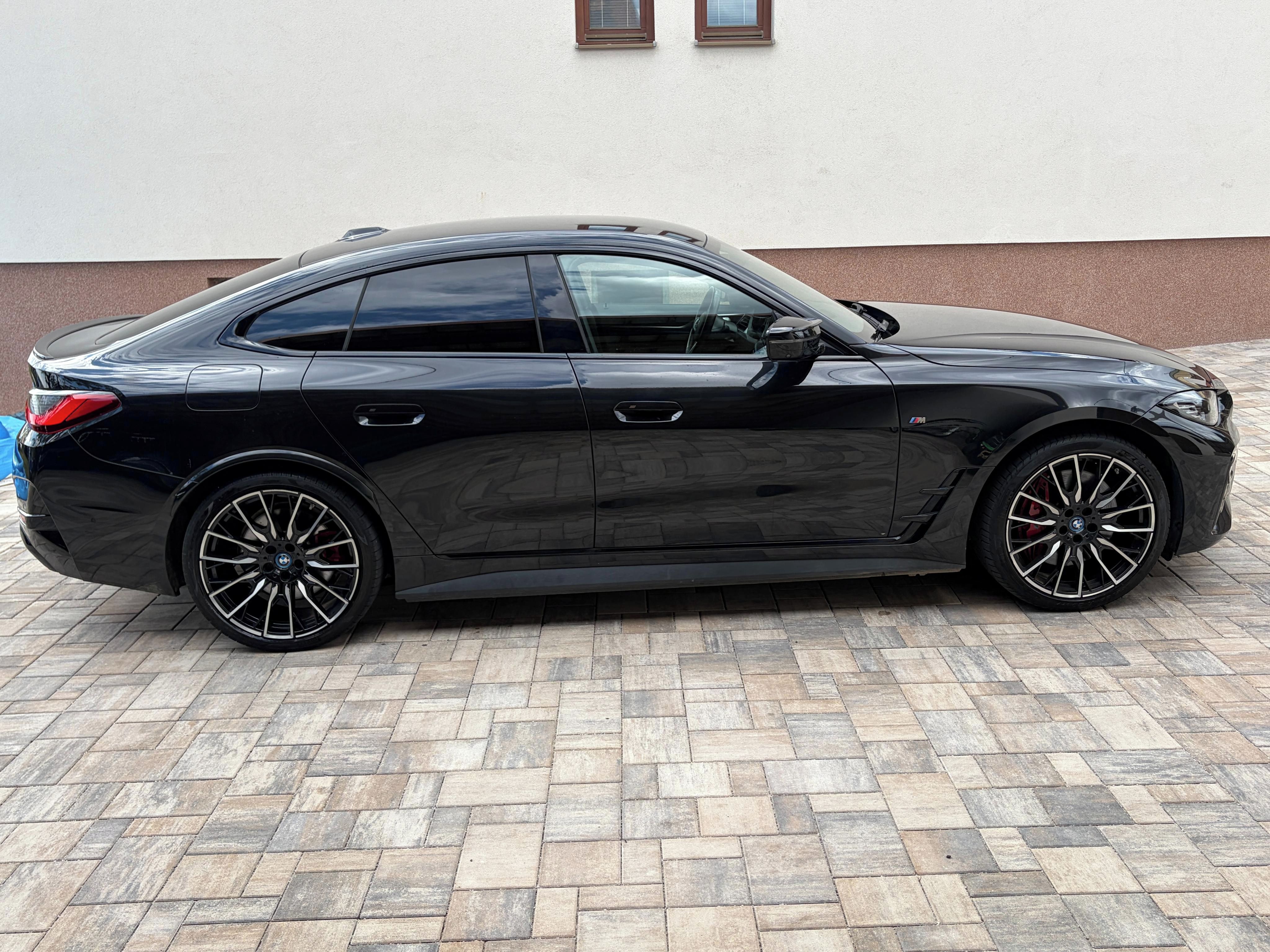 BMW i4, M50 DAPP+, tażné, kola 20",18" - fotka 5