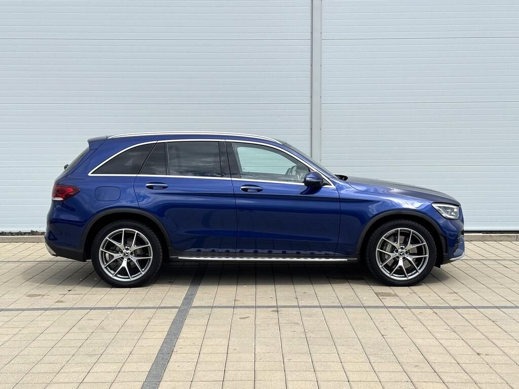 Mercedes-Benz GLC, AMG 2.0 300D 180 kW - fotka 4