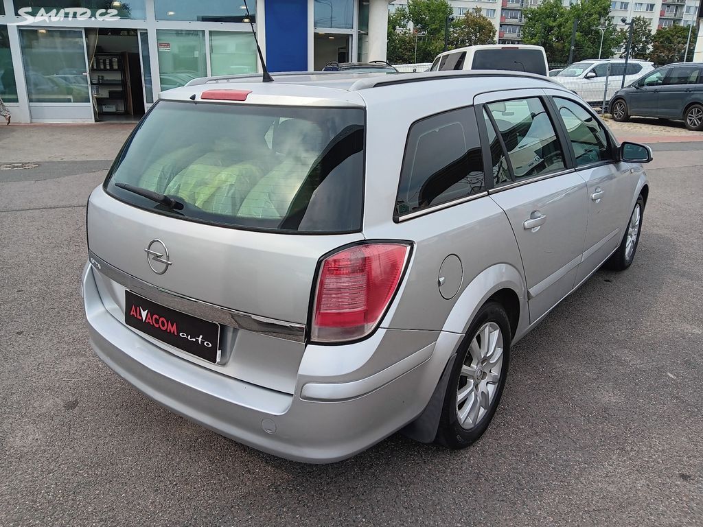 Opel Astra, 1.7 CDTI - fotka 6