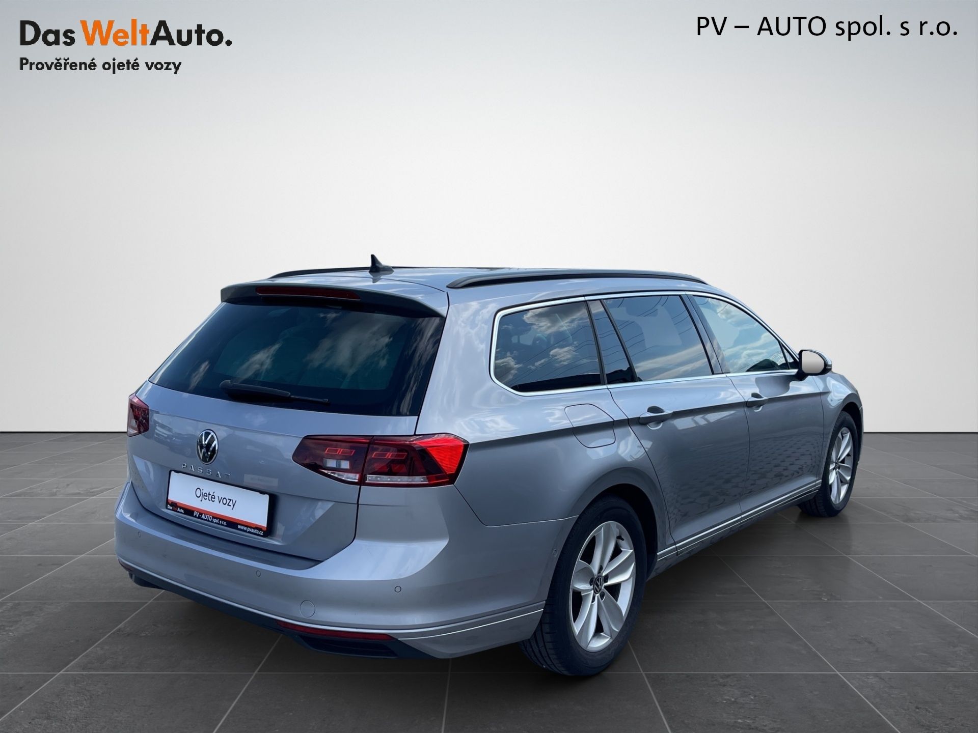 Volkswagen Passat Variant, 1.5 TSI 110 kW DSG Business - fotka 2