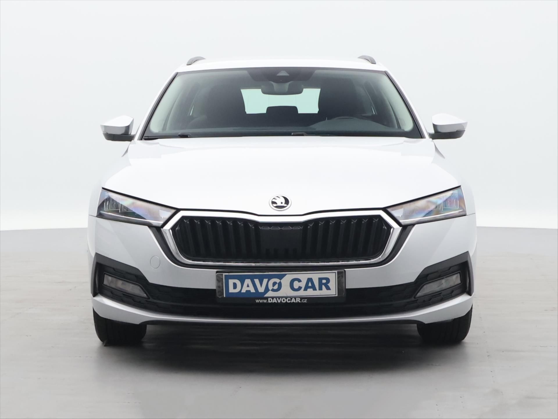 Škoda Octavia, 2,0 TDI 85kW Ambition CZ DPH - fotka 2