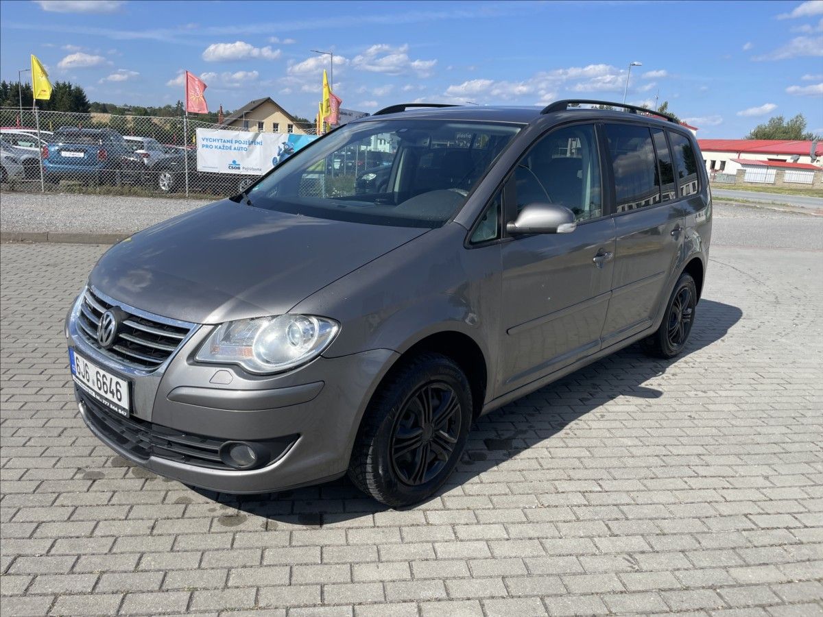 Volkswagen Touran, 1,9 TDi 77kw 6rychlostí Klimat