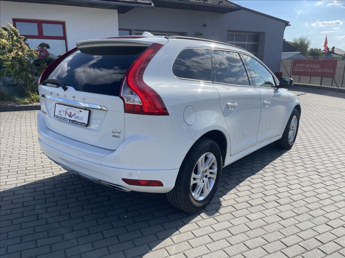 Volvo XC60, 2,4 D4 Geartronic Kinetic AWD - fotka 6