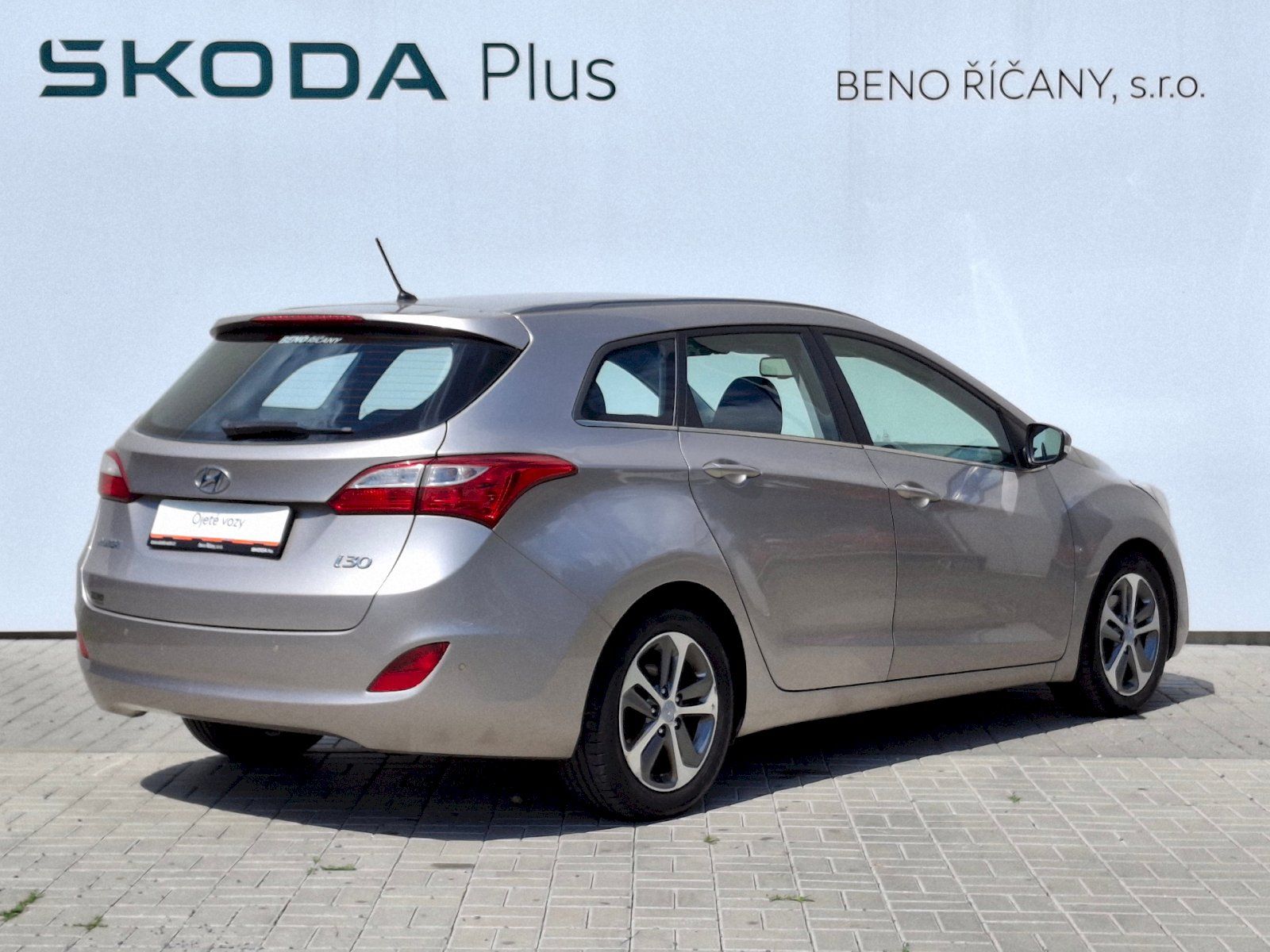 Hyundai i30, Kombi - fotka 2