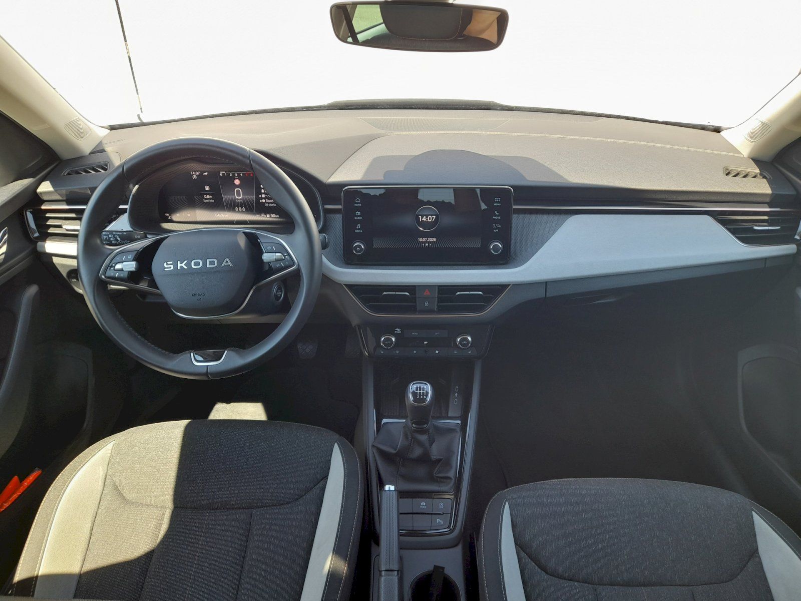 Škoda Kamiq, Top Selection 1.0 TSI 85kW 6MP - fotka 5