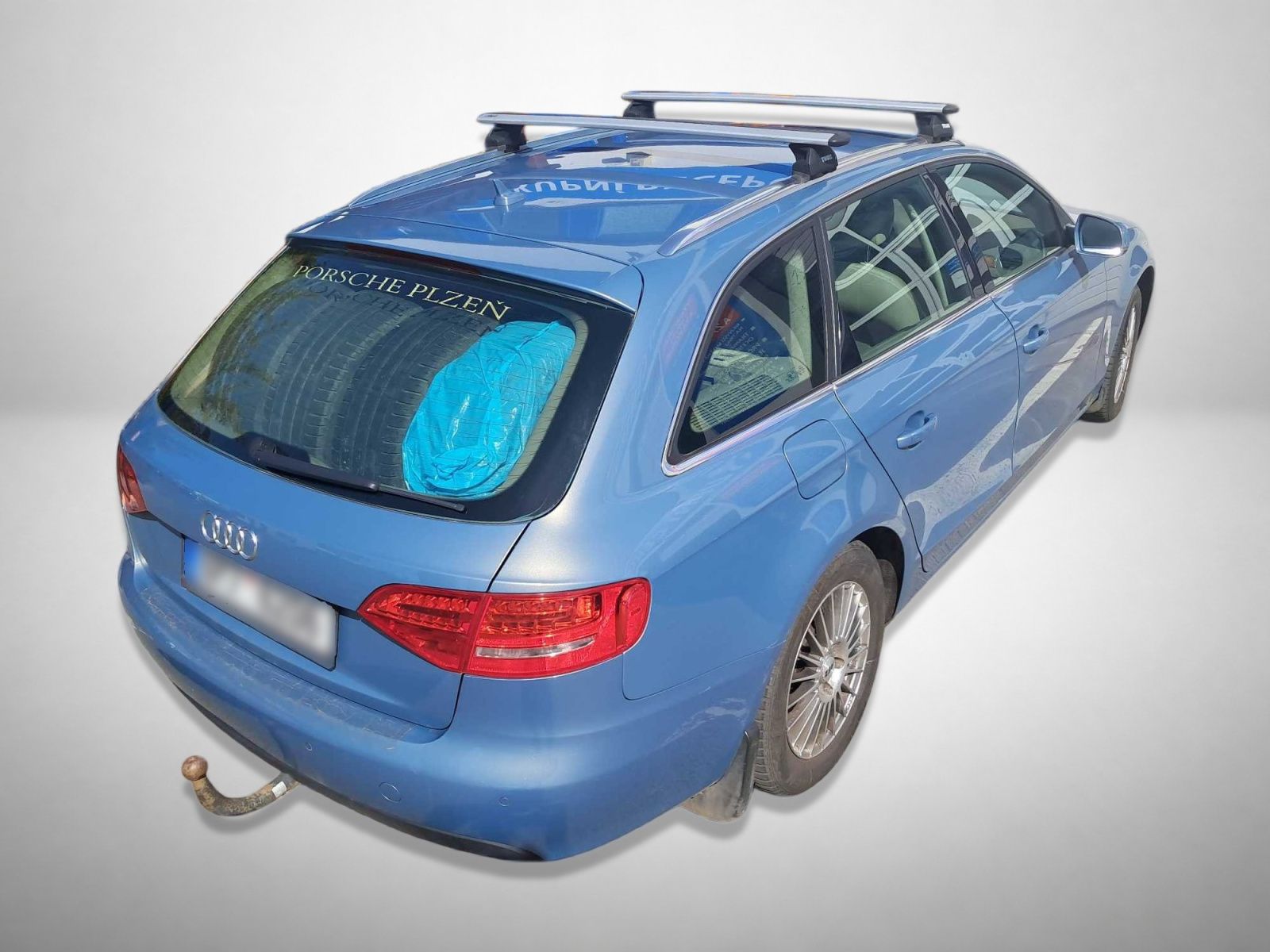 Audi A4, 2.0 TDI, po STK, Tažné - fotka 2