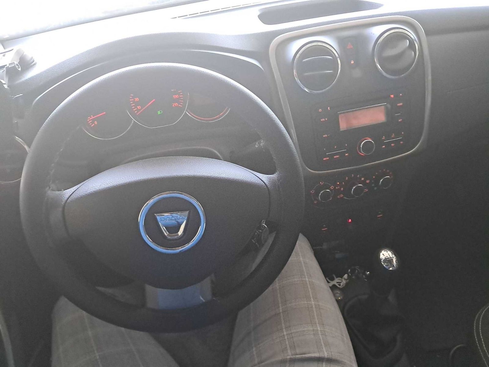Dacia Logan, 1.2 16V, LPG, po STK - fotka 3