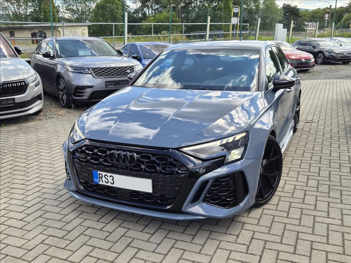 Audi RS3, 2,5 TFSi *DYNAMIC+*MATRIX*HUD*